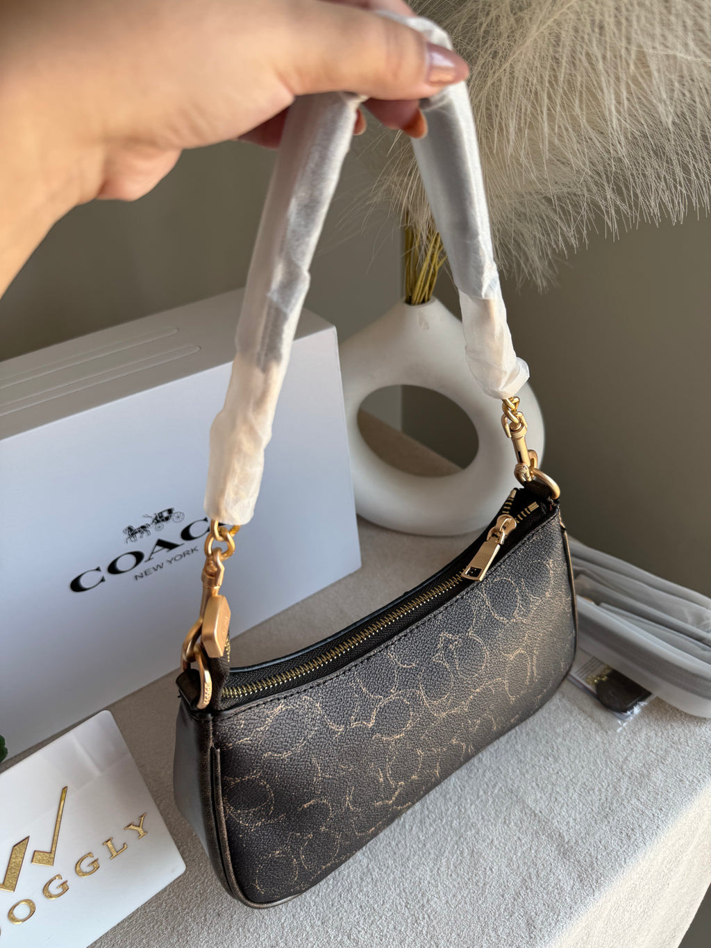 COACH TERI PREMIUM (Limited Edition Black) - BOX PACKING