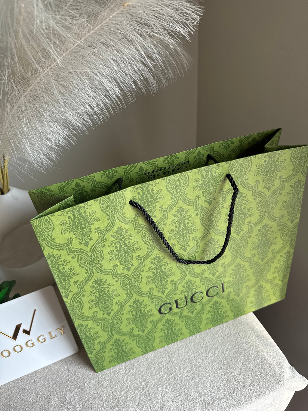Gift Bag - Gucci - Medium (ONLY FOR PICK UP OR INDRIVE CUSTOMERS IN LAHORE)