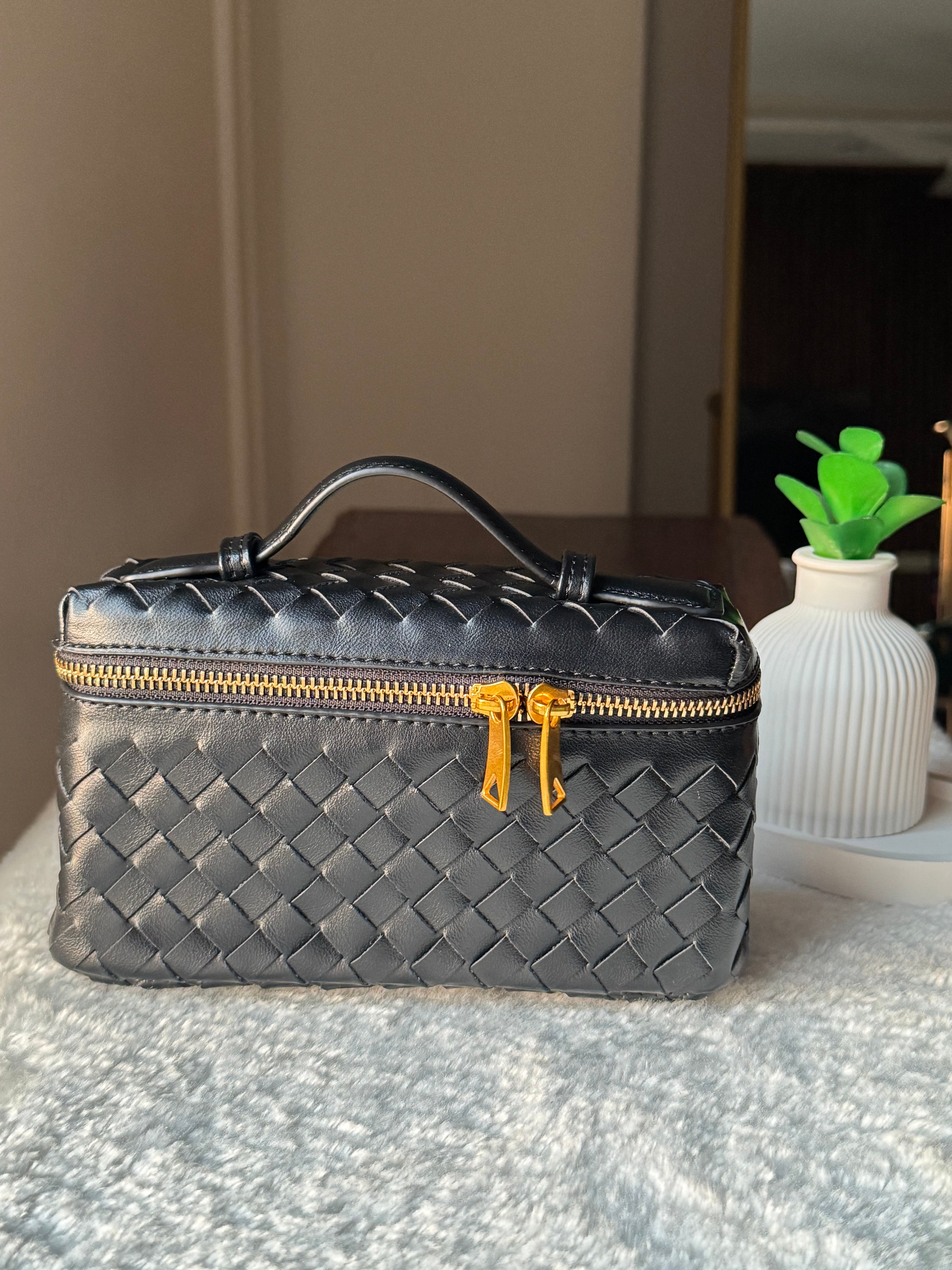 JW Pie Woven Bag with Long Strap (Black)
