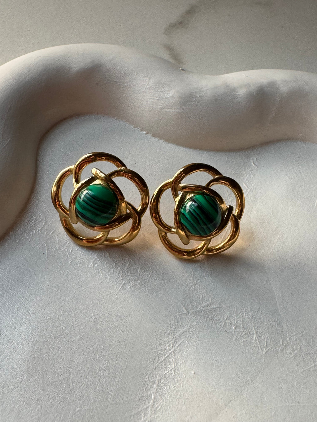 Twinkle Studs - Green