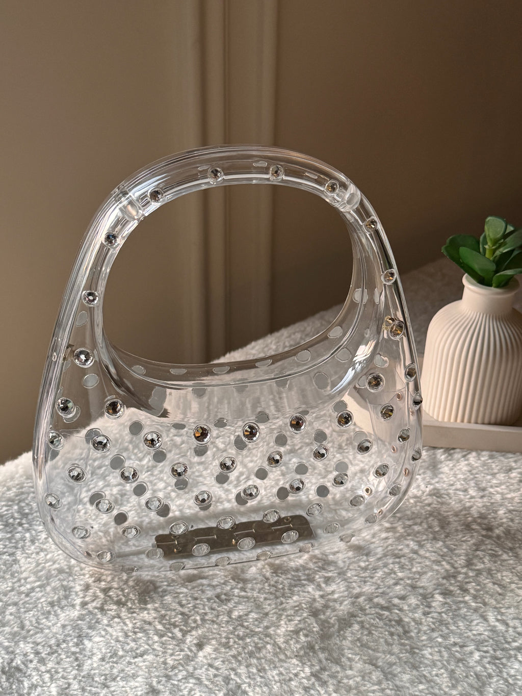 Glimmer Clutch (Silver) with Long Chain