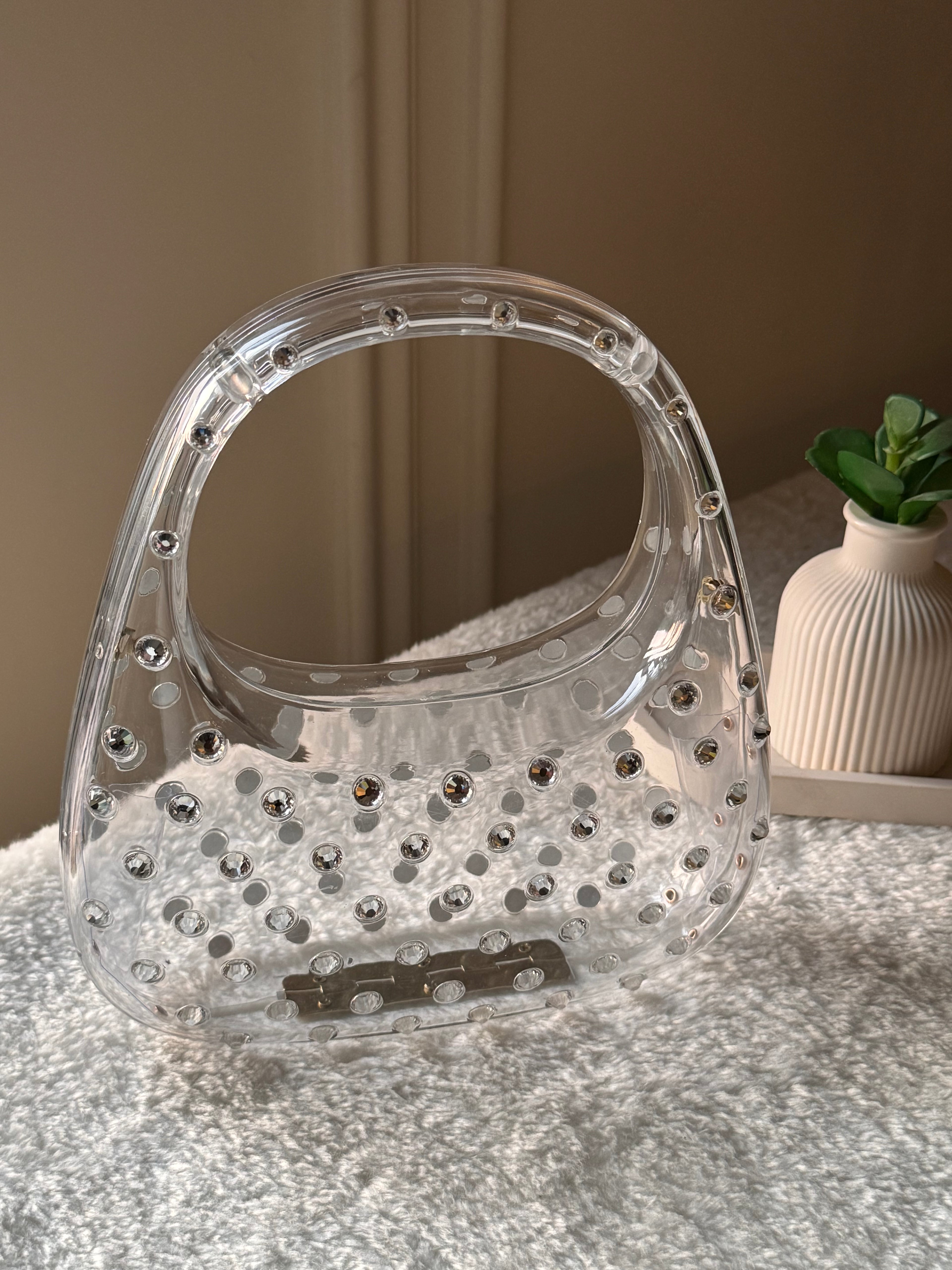 Glimmer Clutch (Silver) with Long Chain