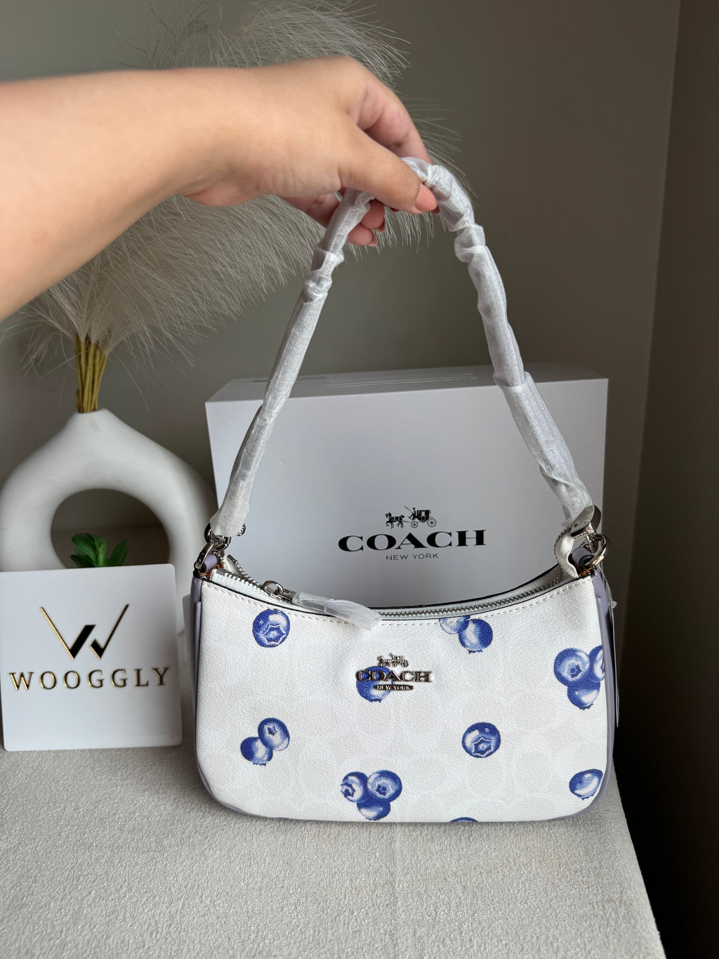 Coach TERI PREMIUM (Blueberries LIMITED EDITION) - MAGNETIC BOX PACKING