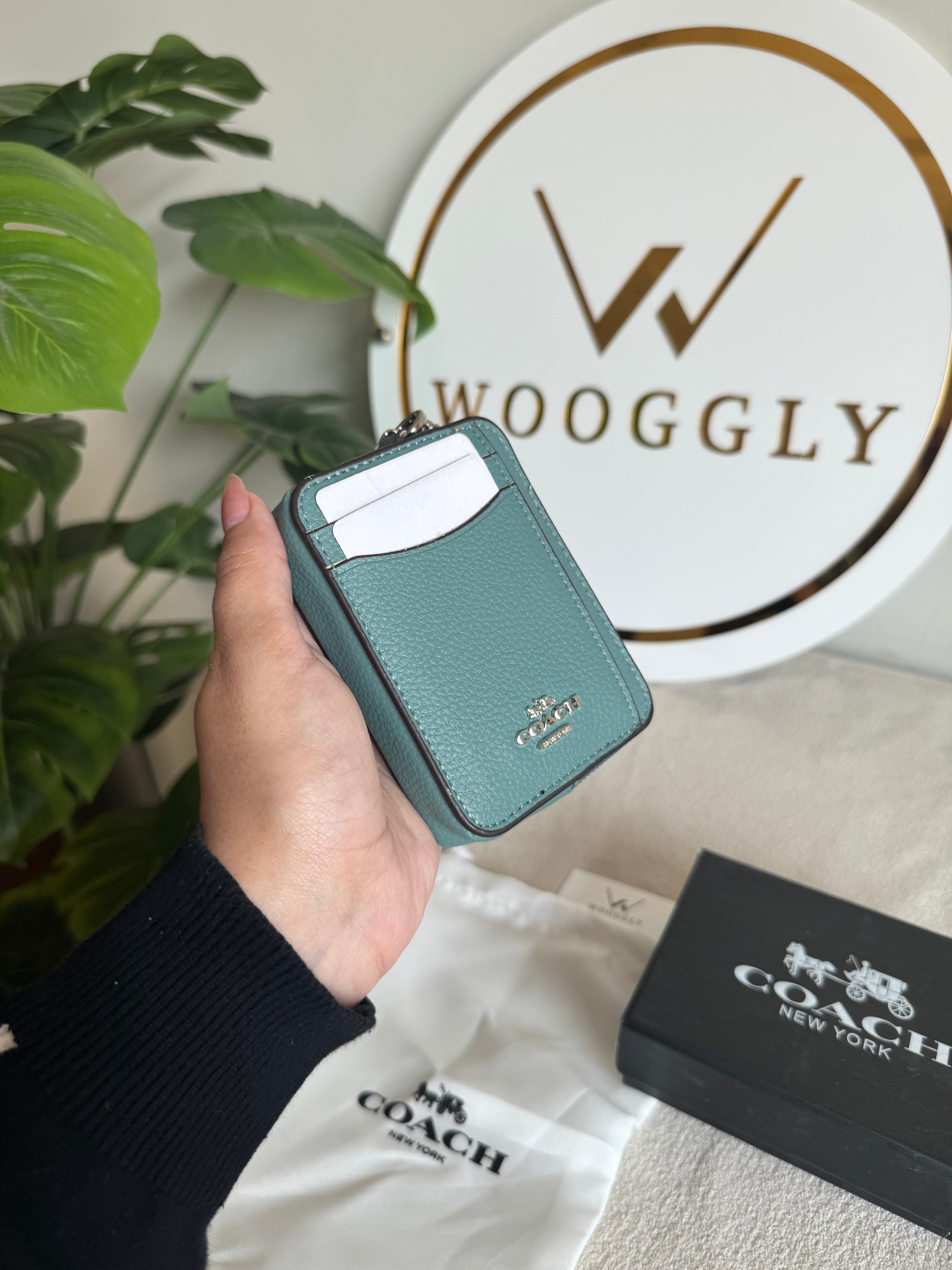 Coach Zip Card Case with Box Packing - Solid Turquoise