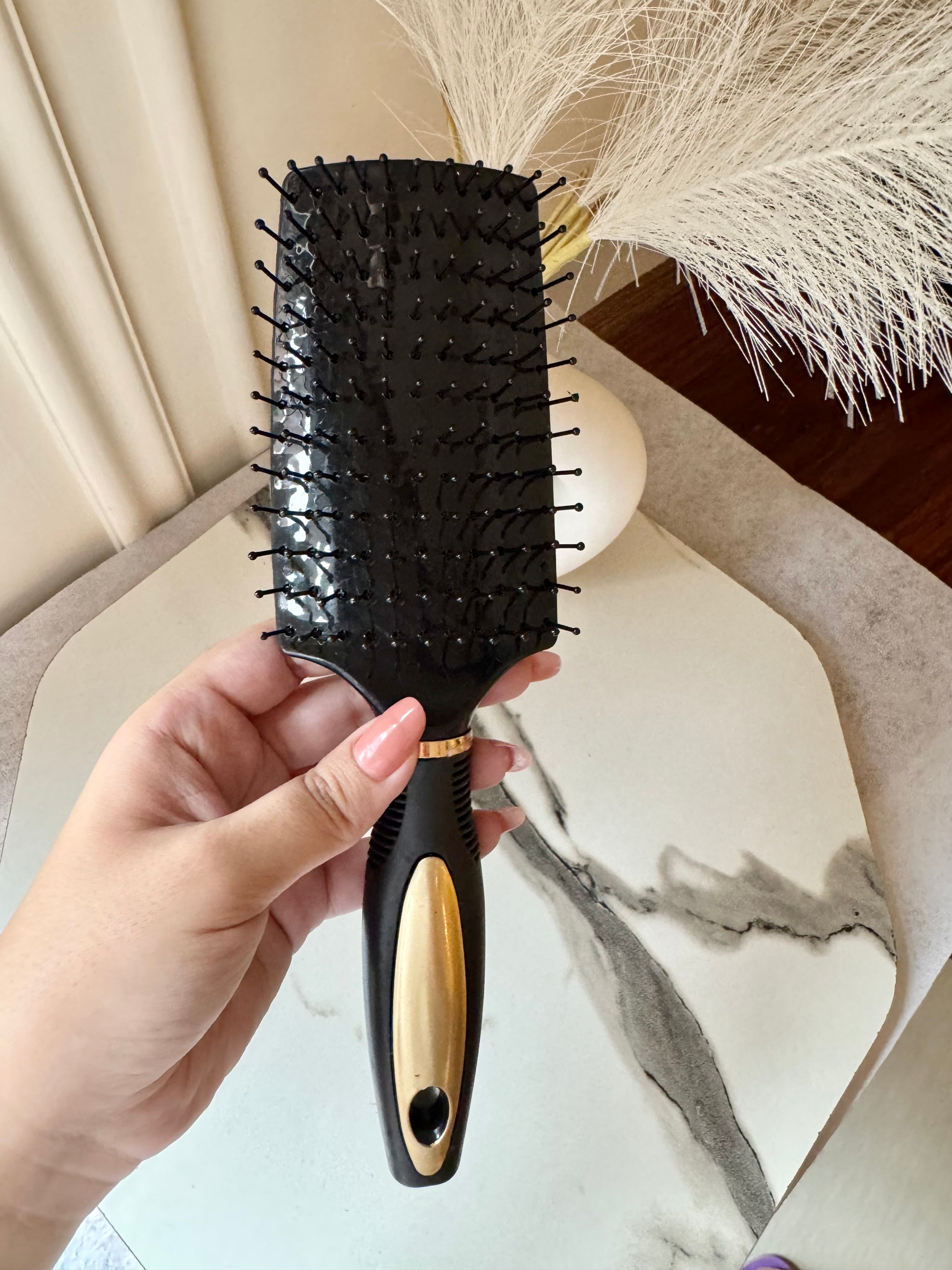 Detangle Hair Brush - Black & Gold
