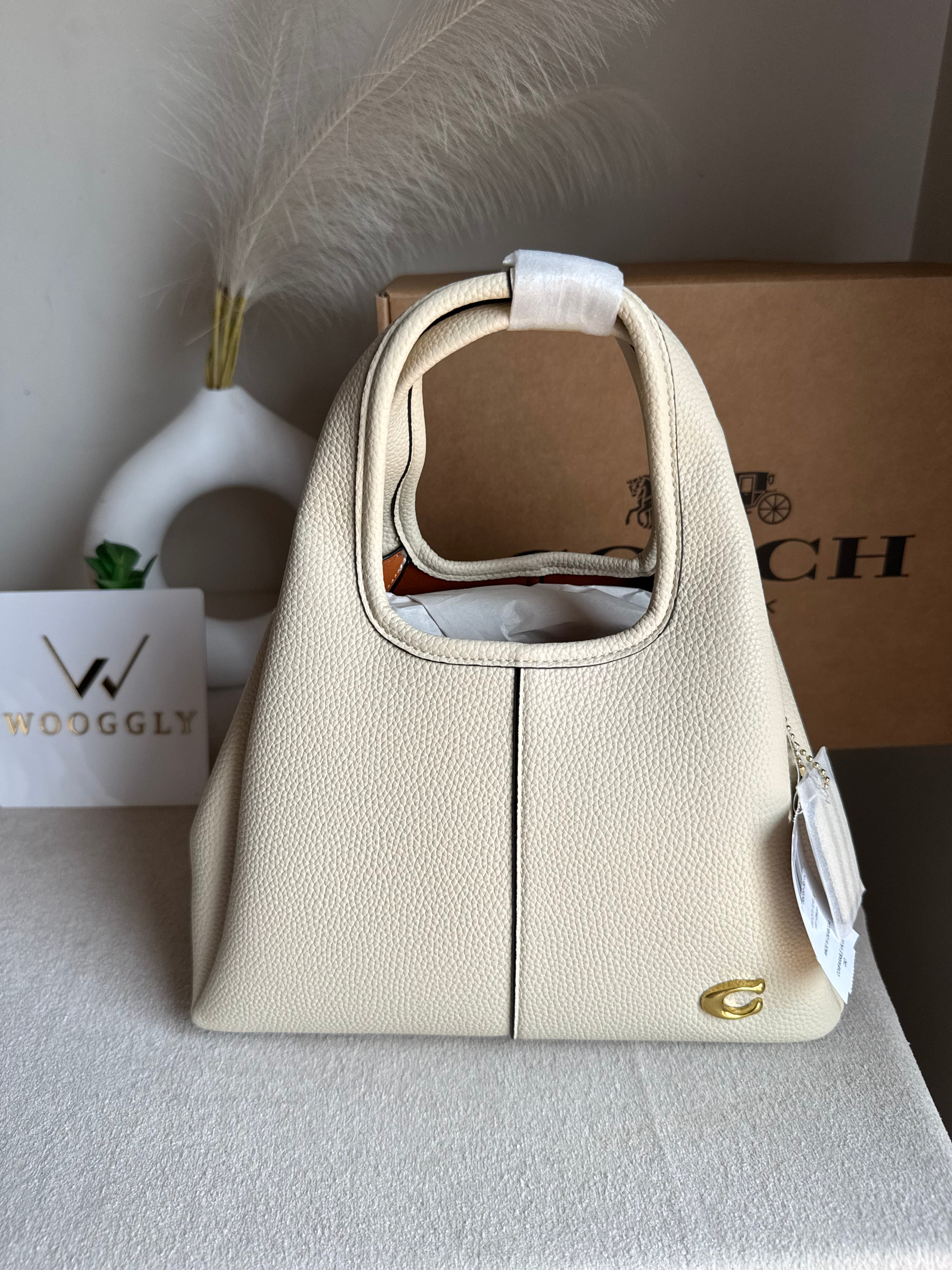 EXTREMELY PREMIUM LANA 23 CREAM - BOX PACKING