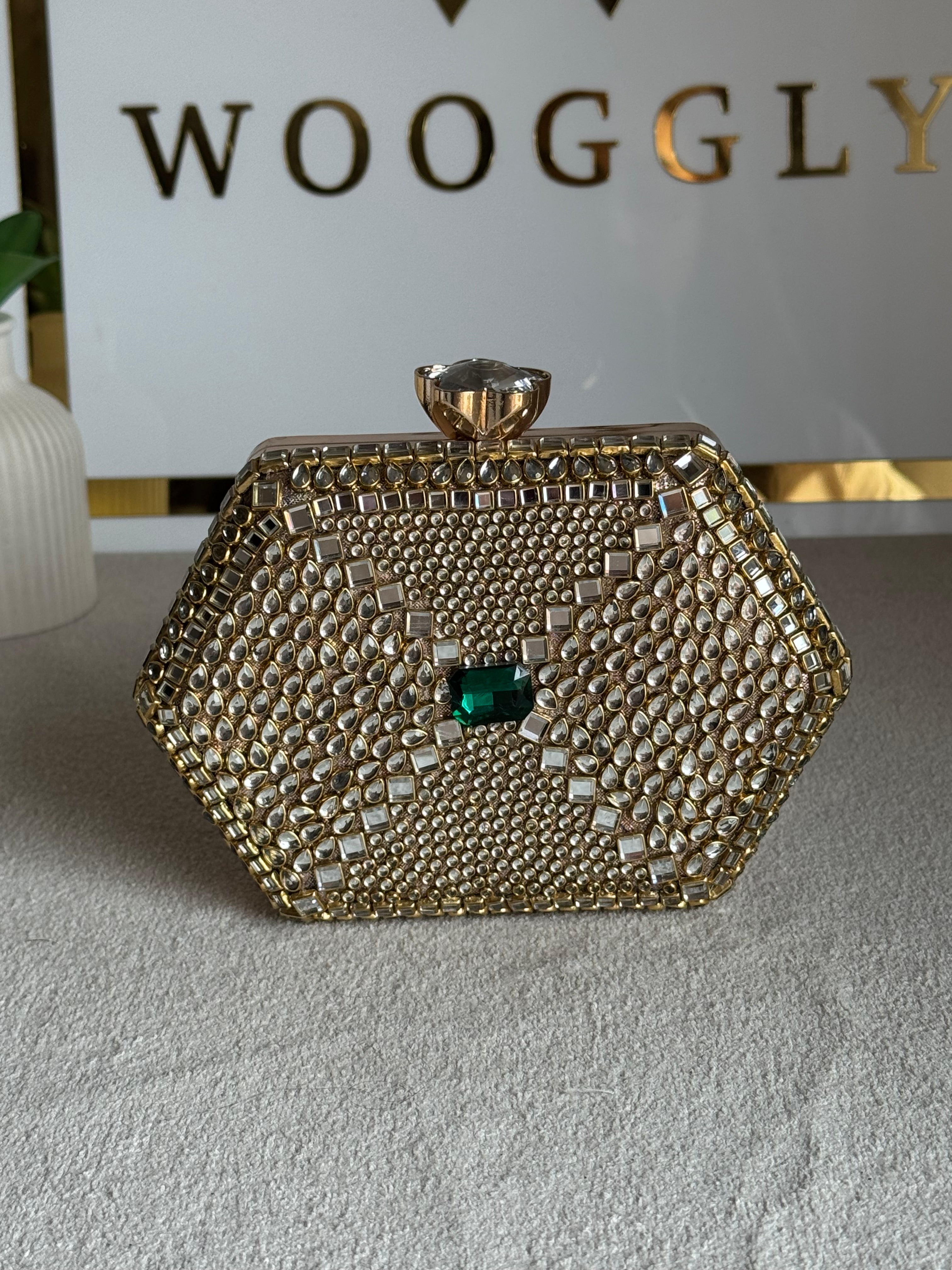 Gulnaar Kundan Clutch - Green Stone