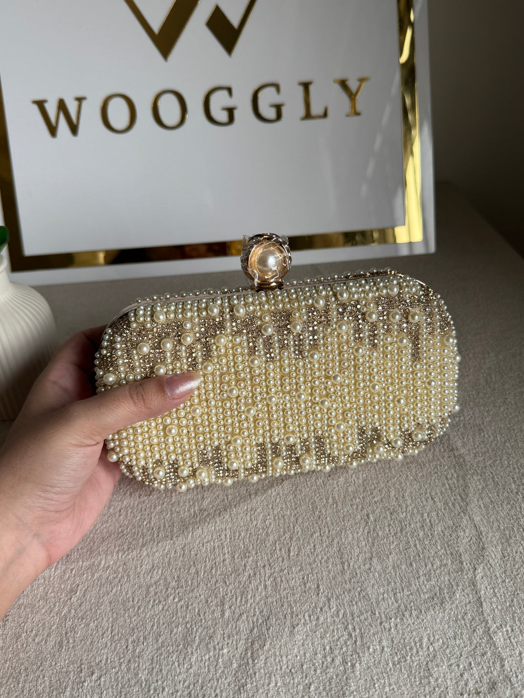 Regal Pearl Clutch