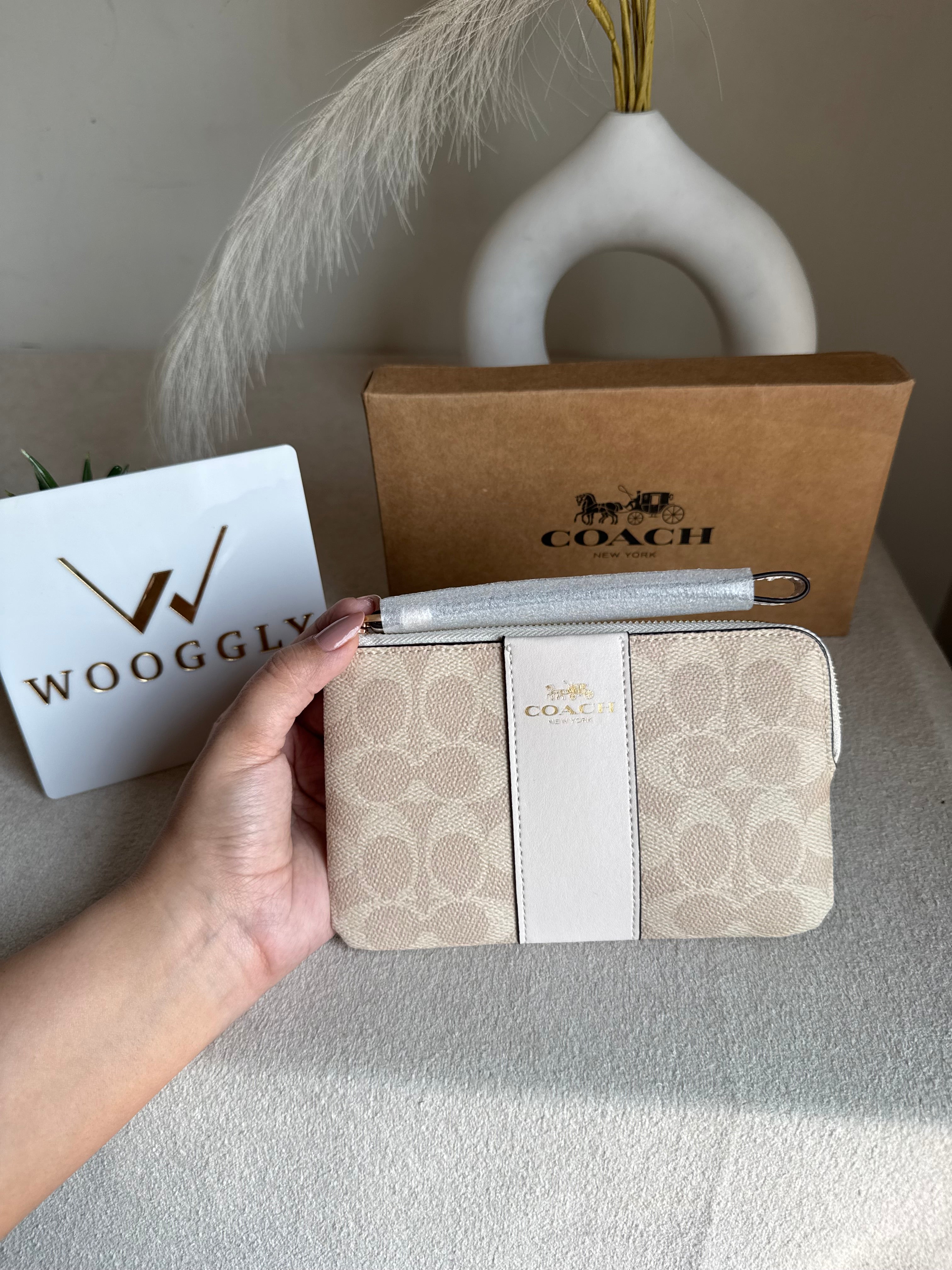 High Quality Wristlet - Apricot Fawn