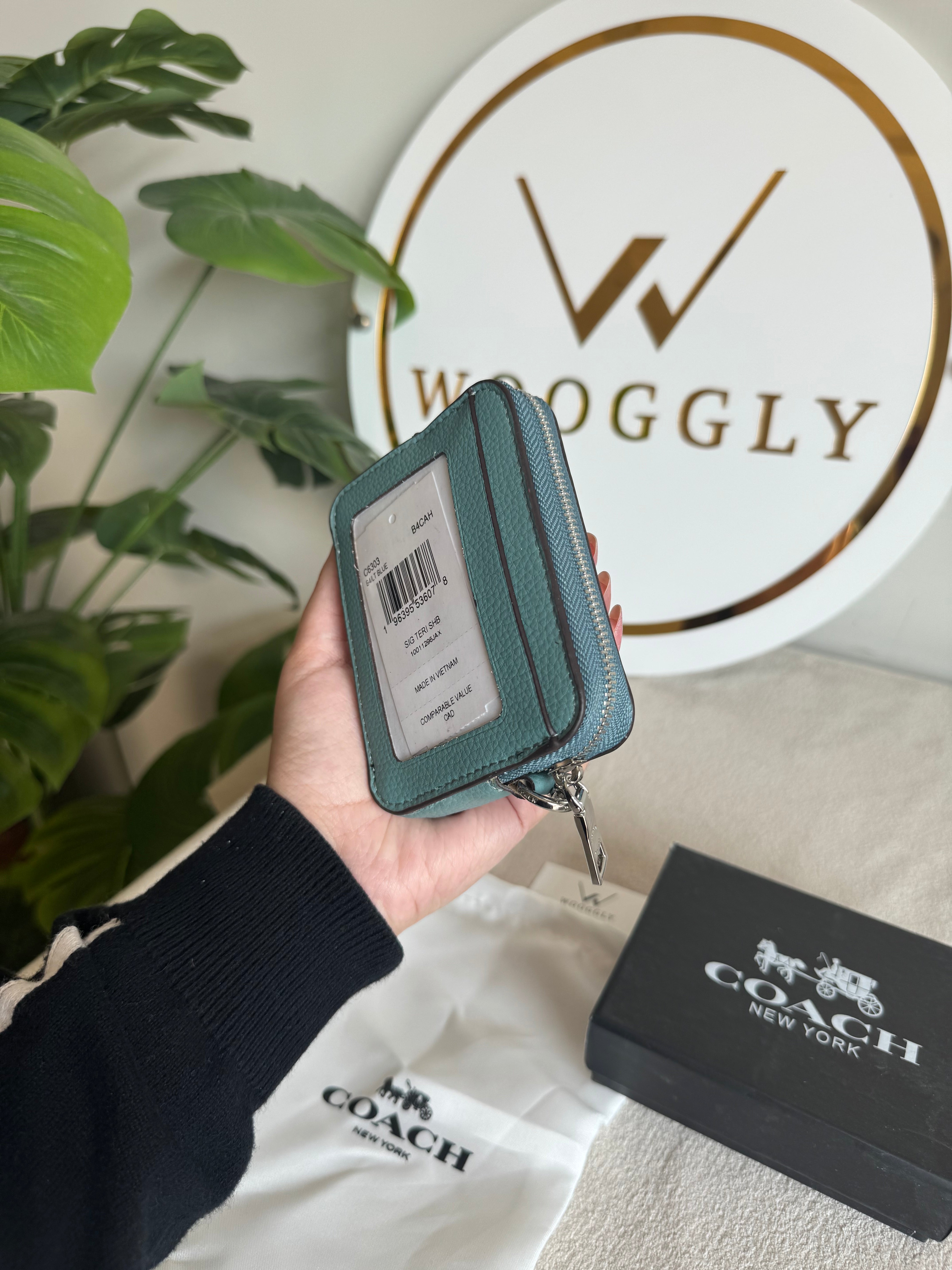 Coach Zip Card Case with Box Packing - Solid Turquoise