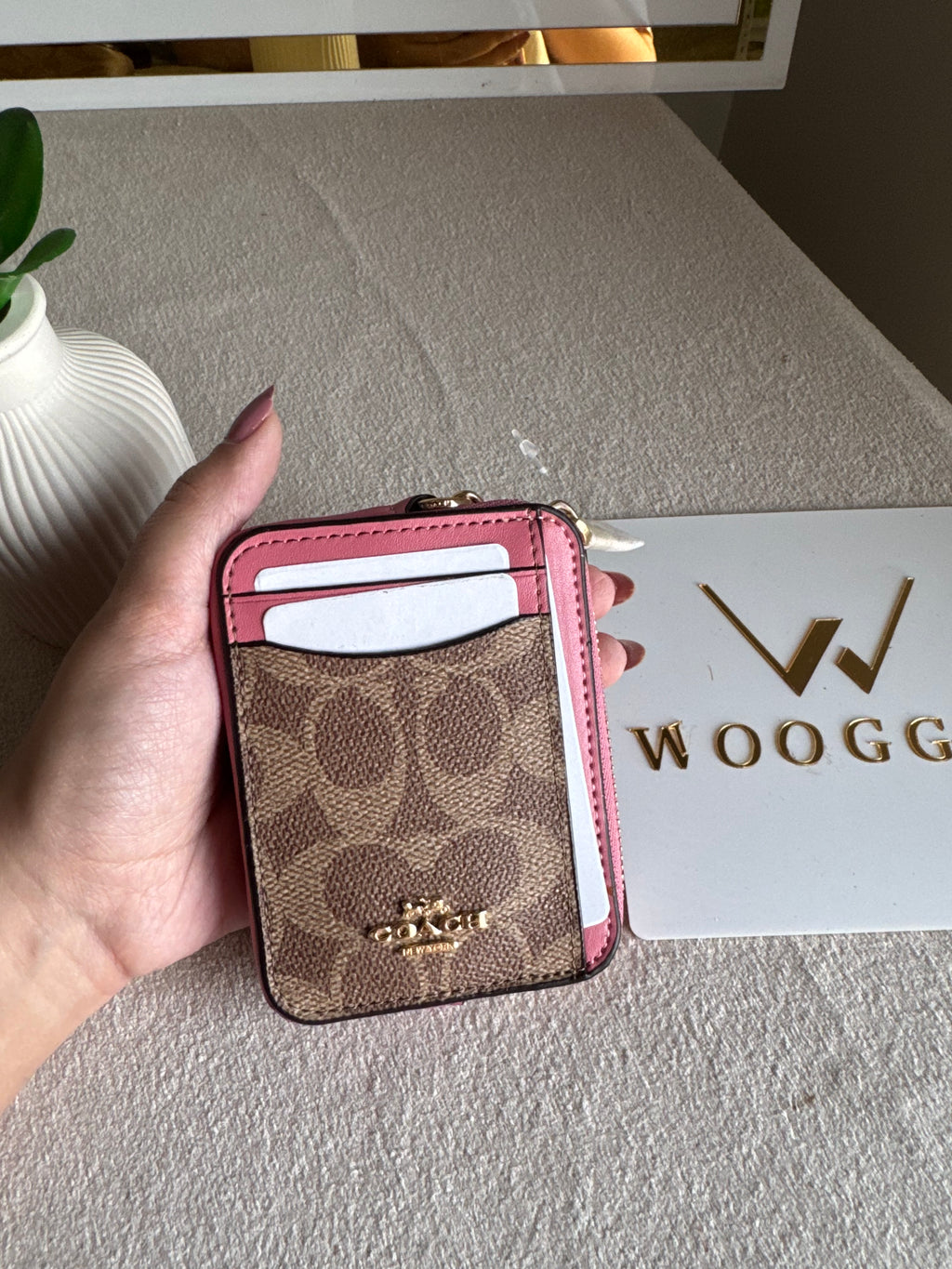 Coach Zip Card Case - Signature Apricot with Pink