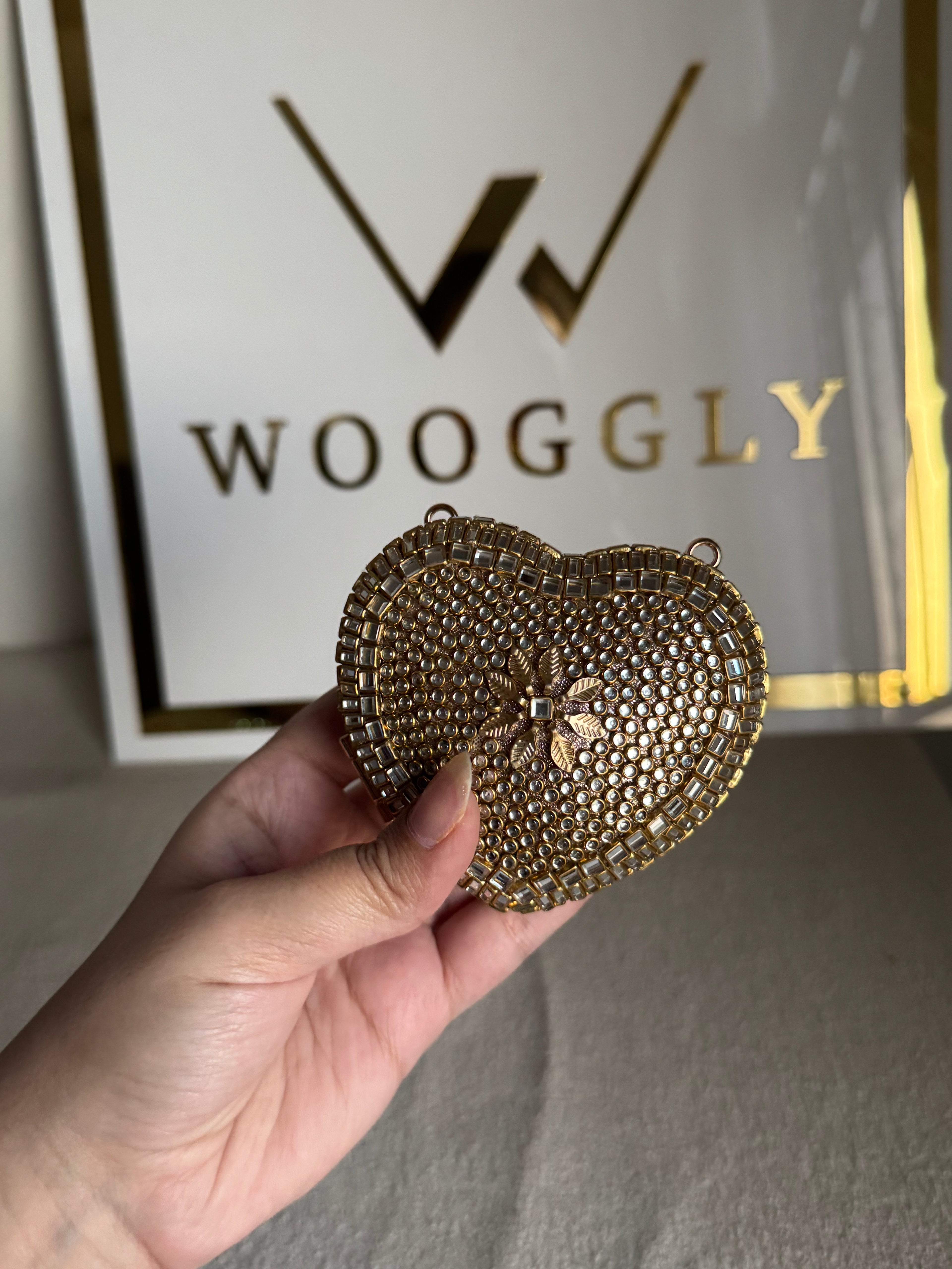 Special Edition Kundan Heart Clutch - Gold with Chain