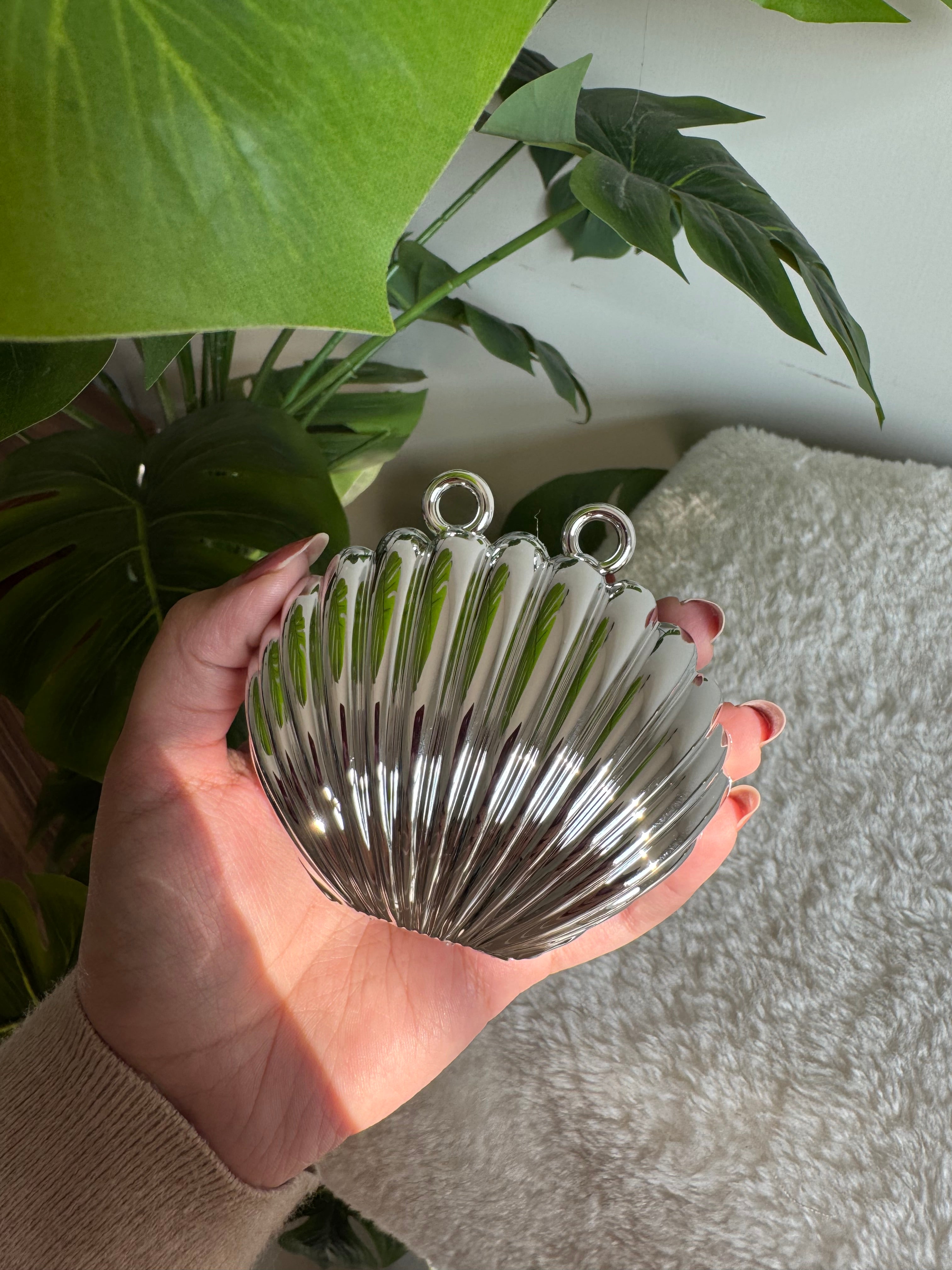 Shell Acrylic Clutch with Pearl Chain - Silver