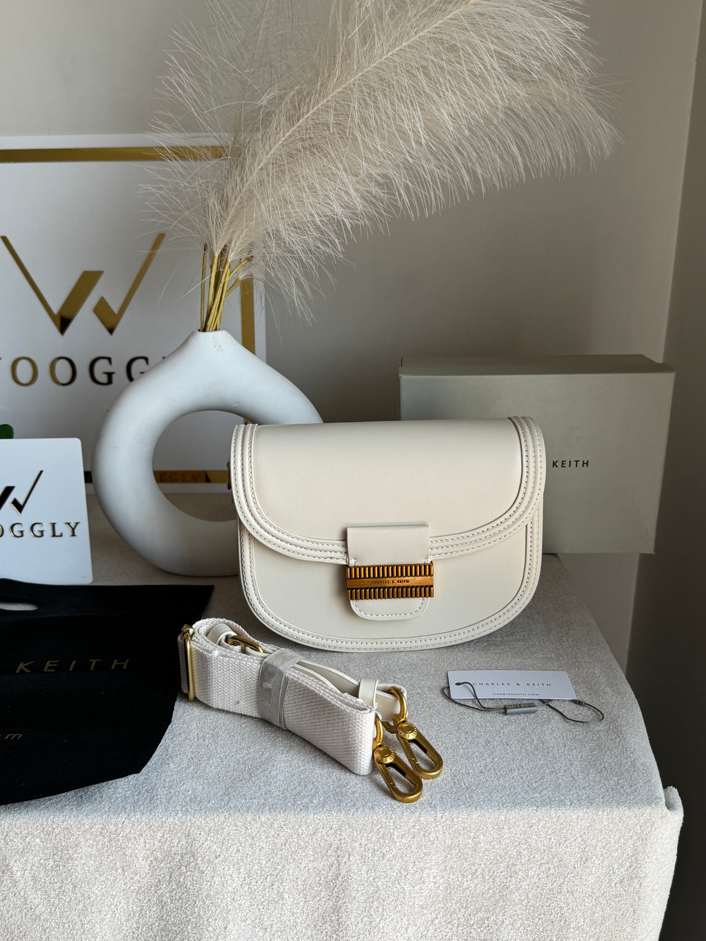 Premium C&K Mia Bag with PROPER PACKING Cream