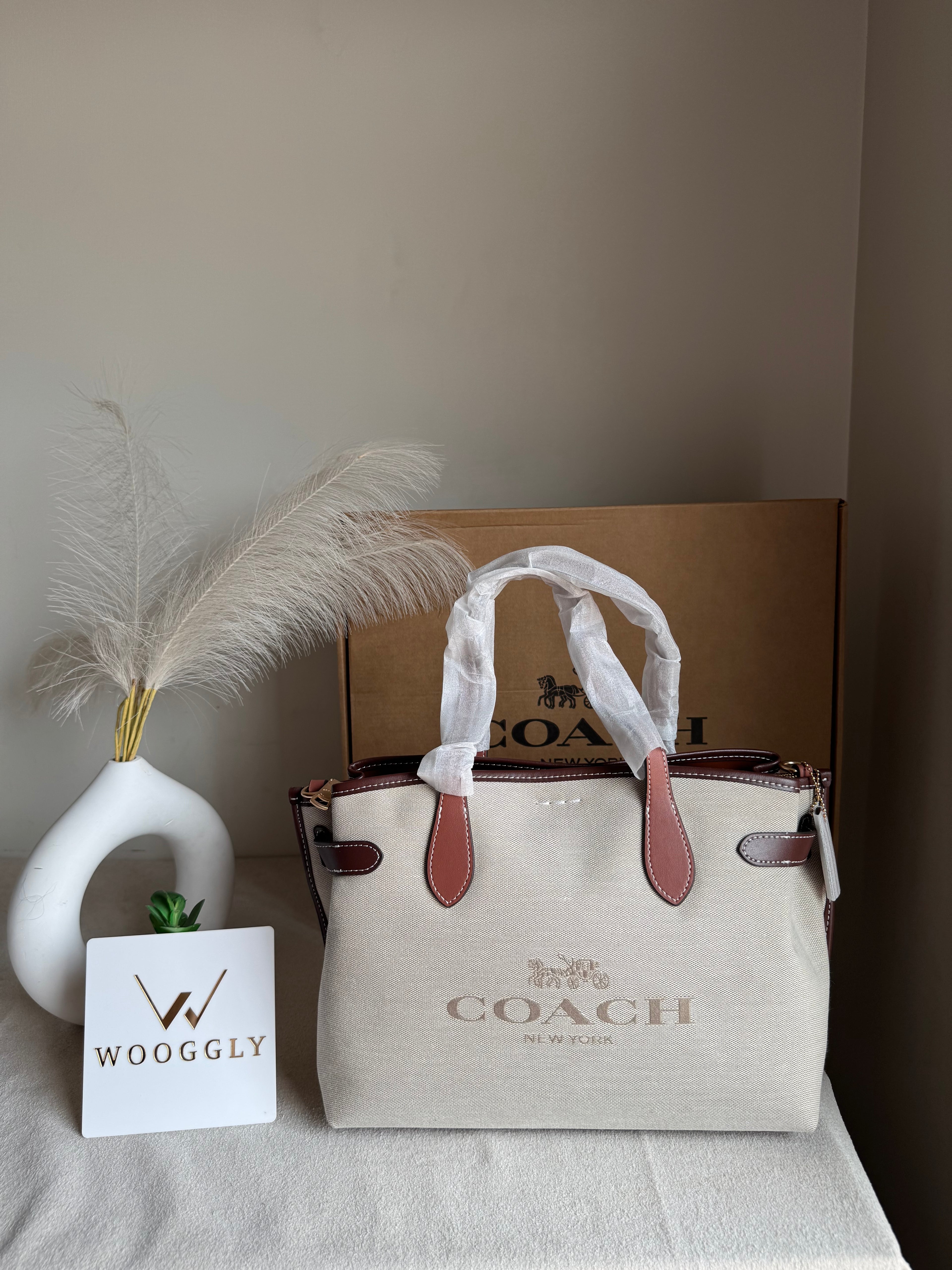 COACH PREMIUM Hand Bag (Brown Jute) BOX PACKING