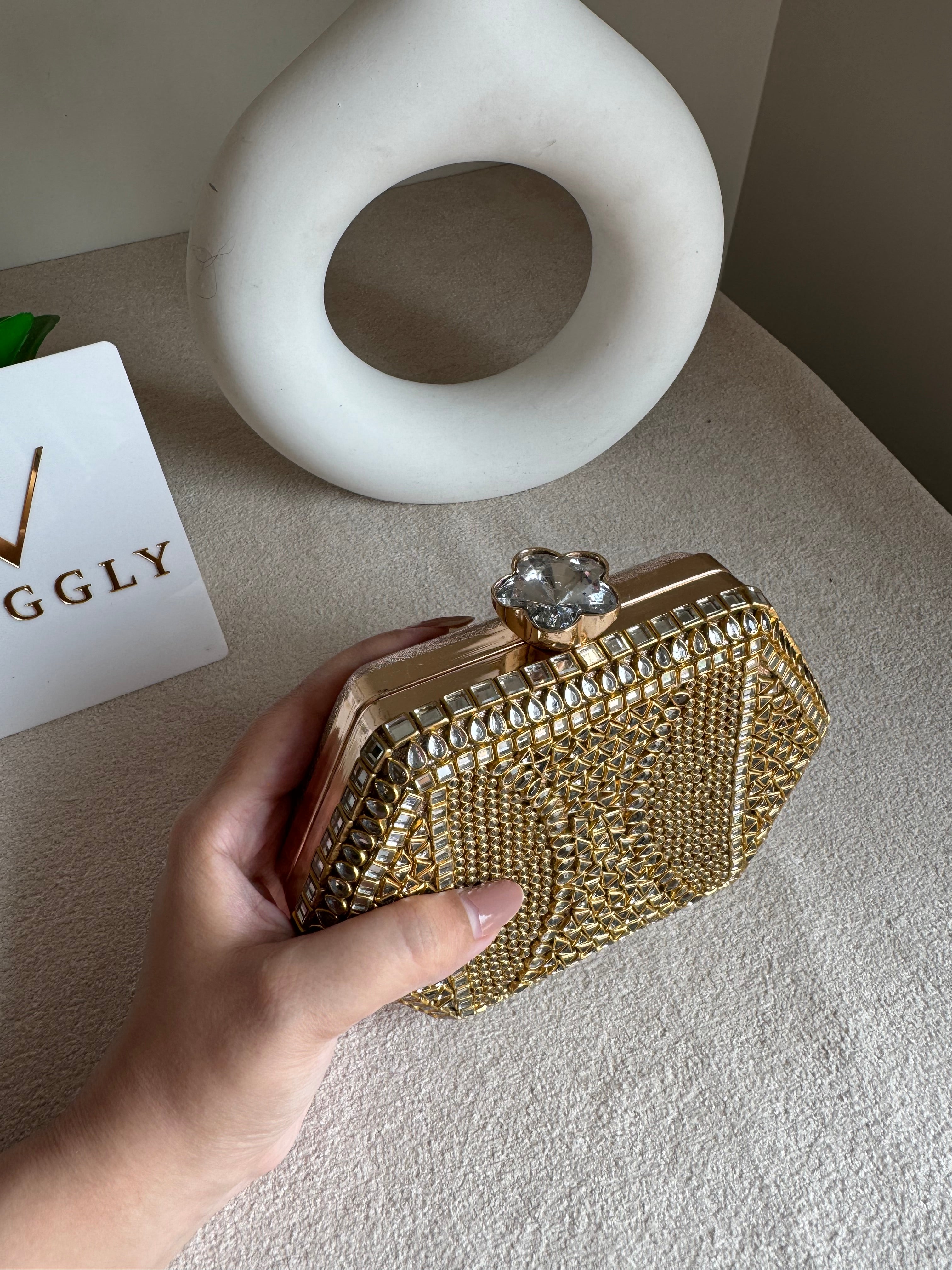 Kundan Diva Clutch Design 2