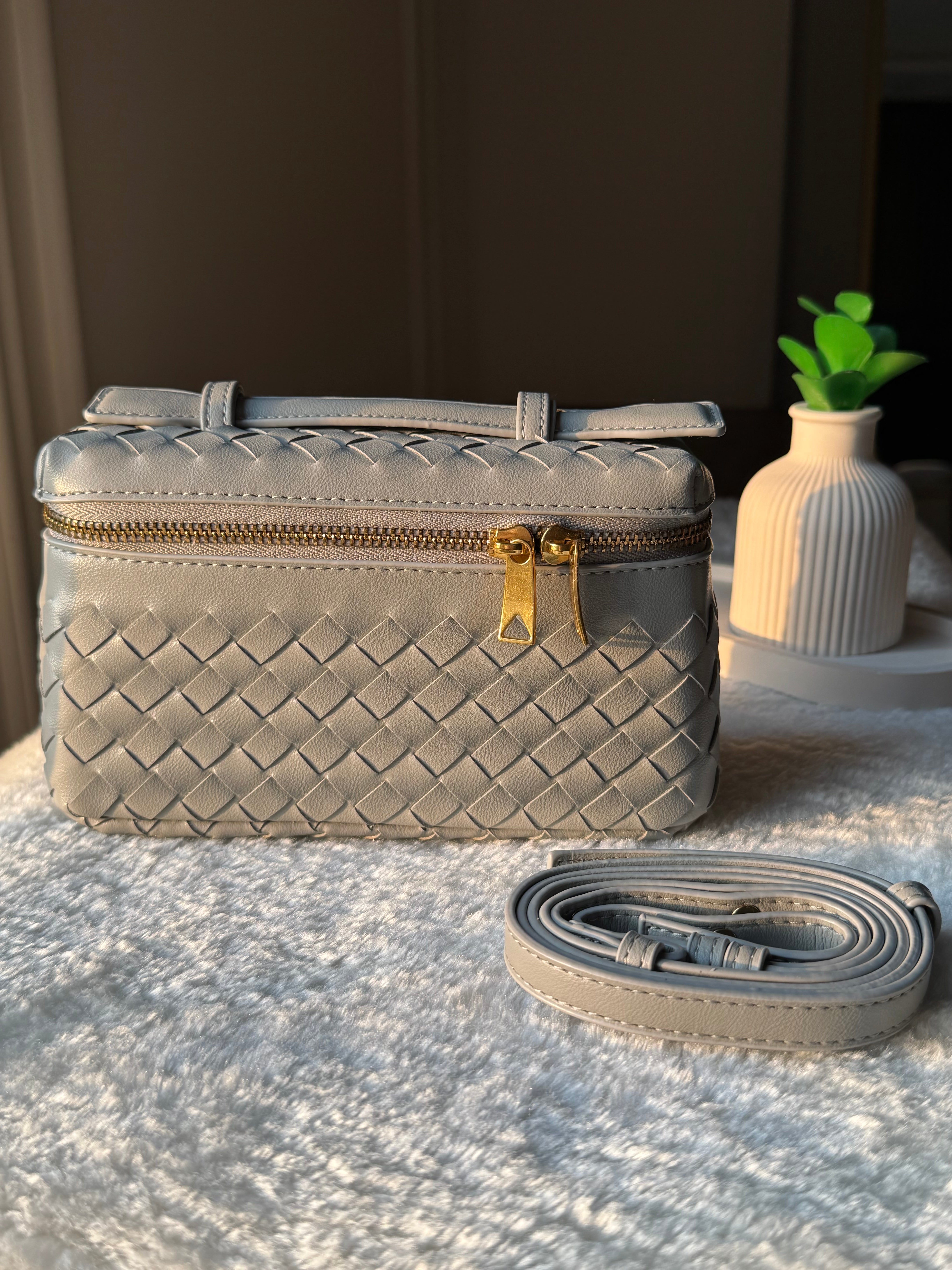 JW Pie Woven Bag with Long Strap (Light Grey)