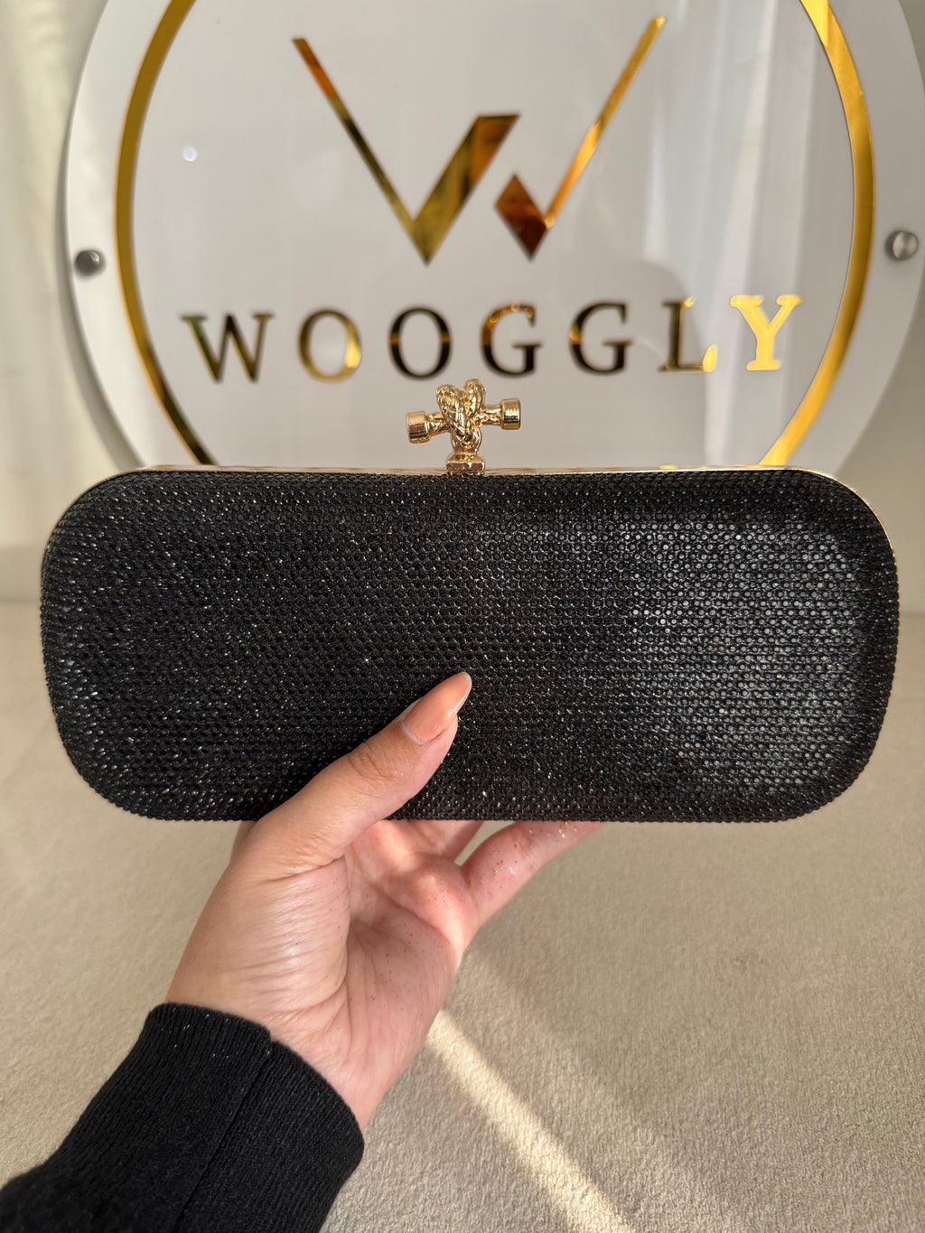 Bottega Shimmer Clutch - Black with Chain