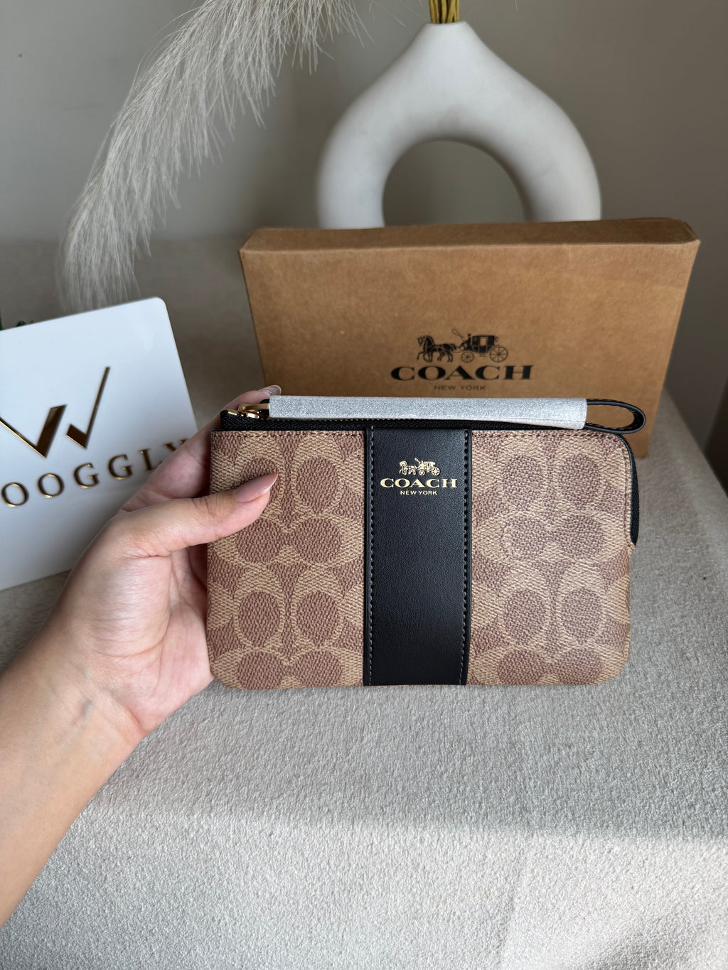 High Quality Wristlet - Apricot Black