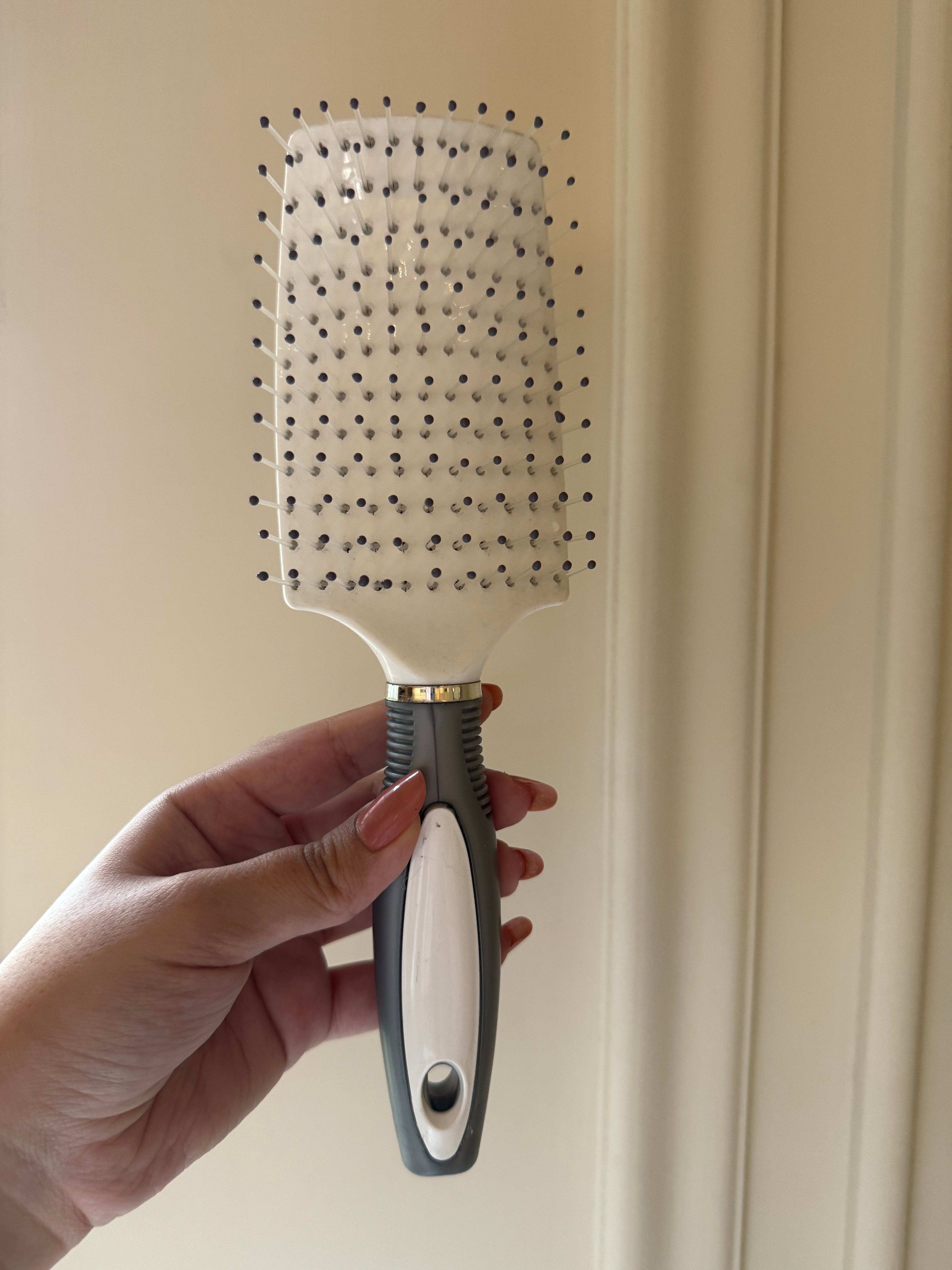 Detangle Hair Brush - White & Grey
