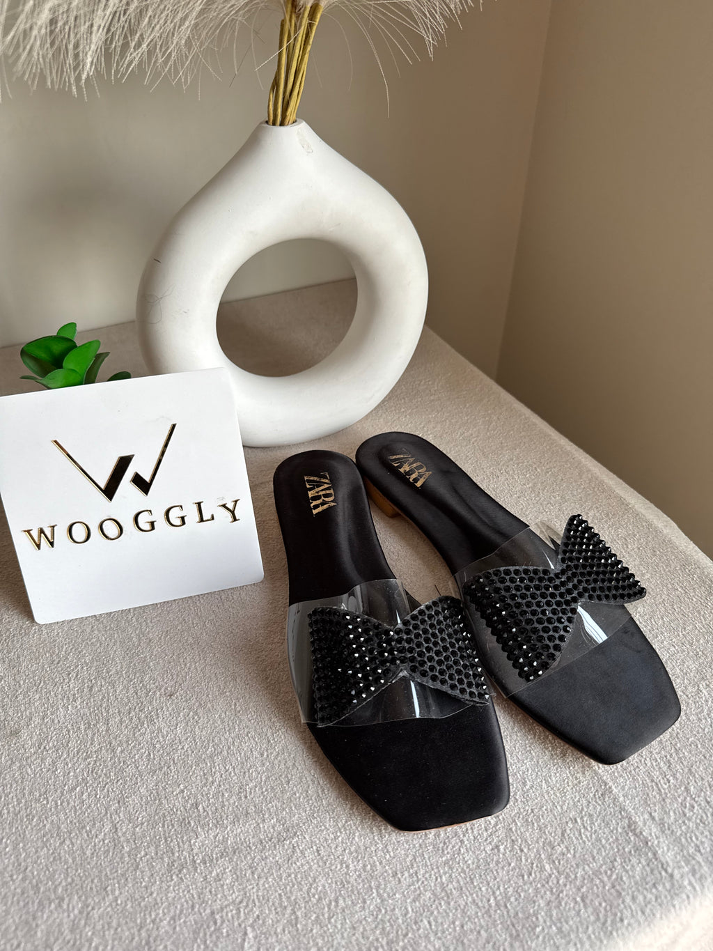 Zara Glitter Bow Slides - Black