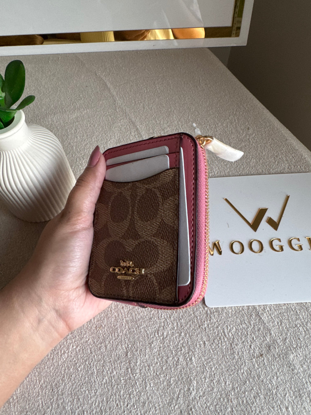 Coach Zip Card Case - Signature Apricot with Pink
