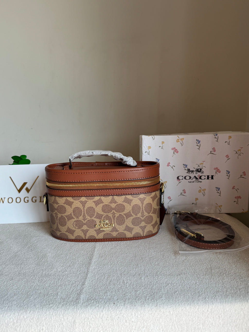 COACH Premium Bucket Bag (Apricot Brown) with Long Strap - BOX PACKING