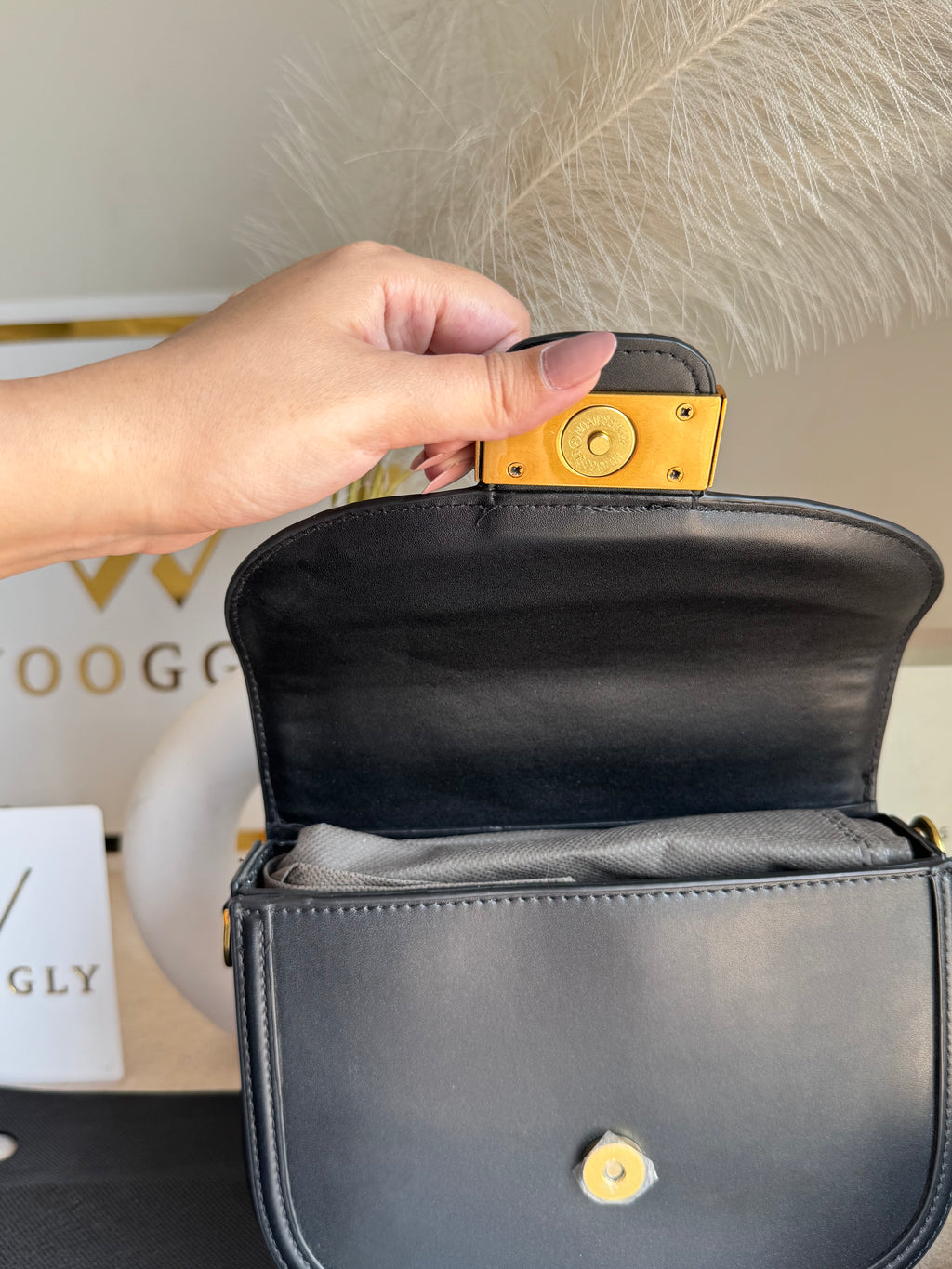 Premium C&K Mia Bag with PROPER PACKING Black