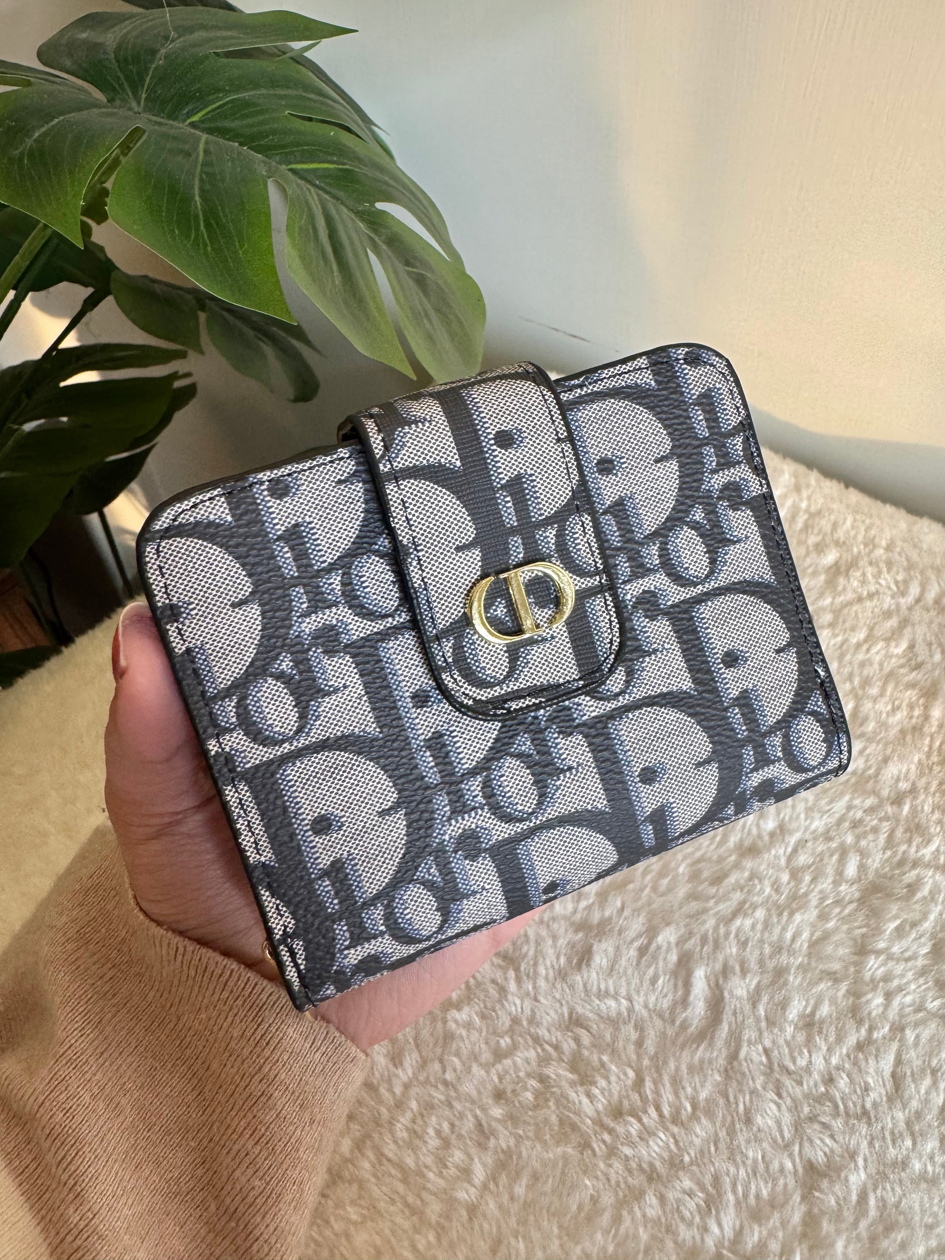 Premium Dior Wallet - Box Packing