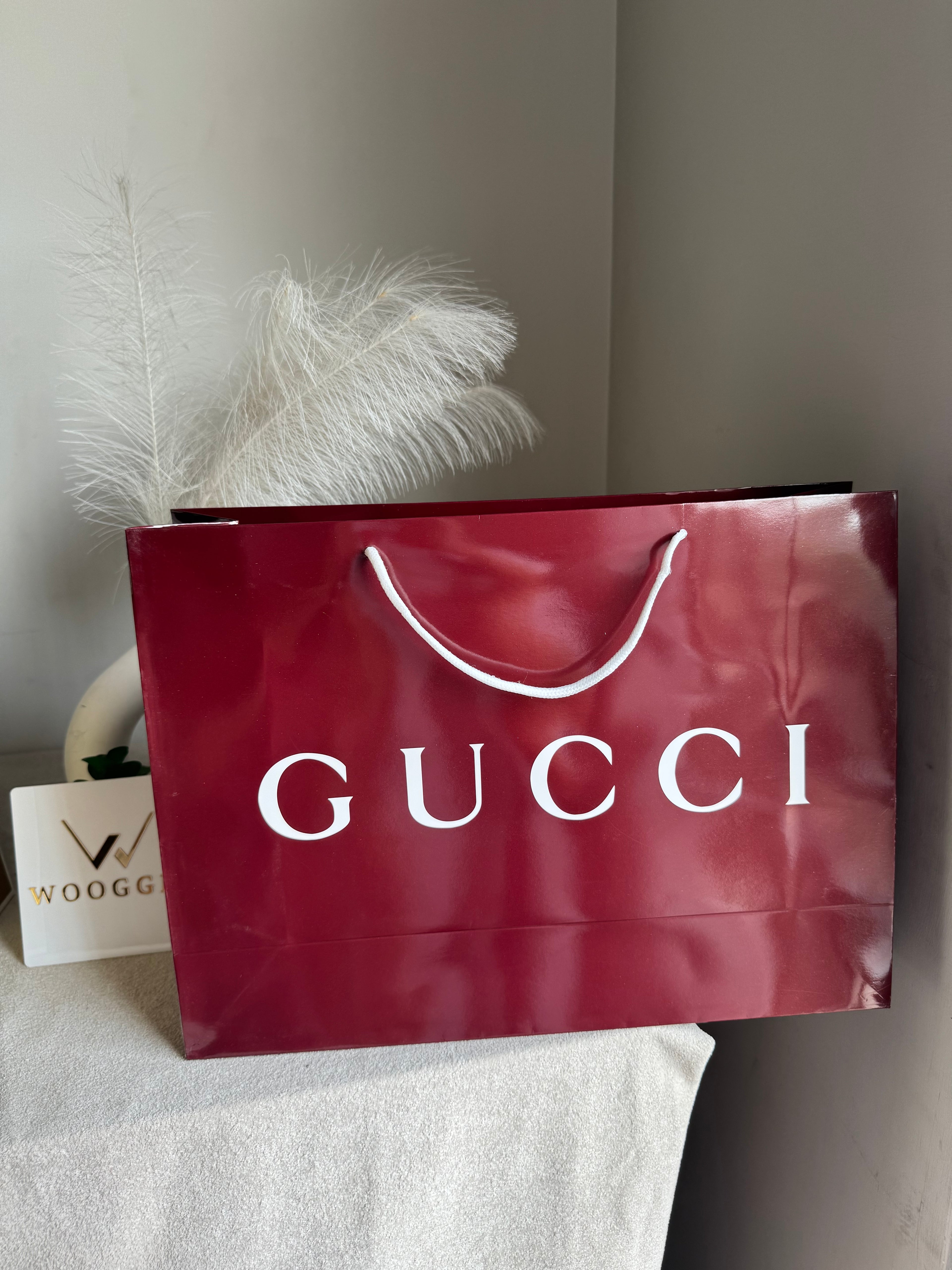 Gift Bag - Gucci - Large (ONLY FOR PICK UP OR INDRIVE CUSTOMERS IN LAHORE)