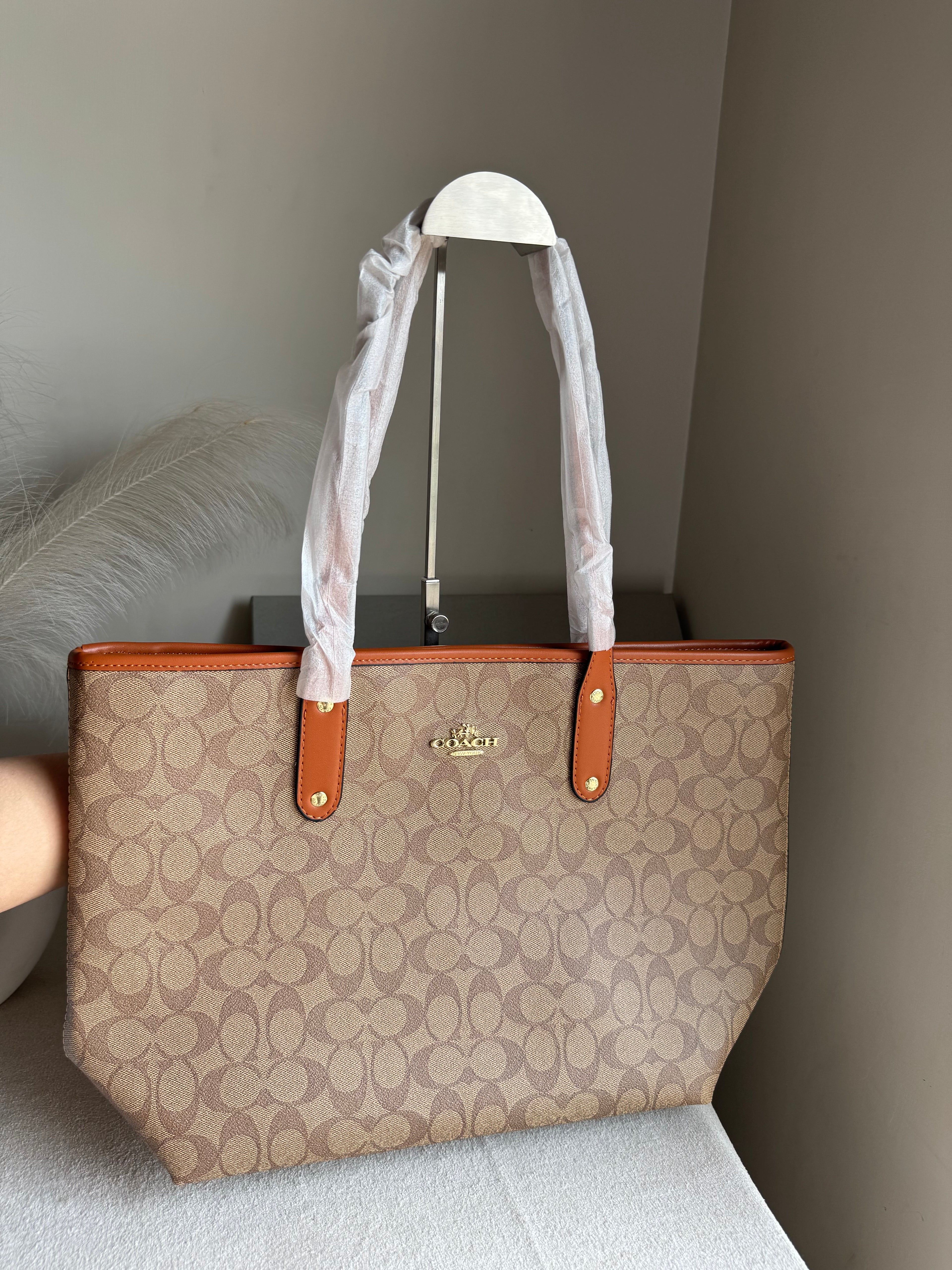 COACH TOTE BAG PREMIUM (Apricot Brown) - BOX PACKING