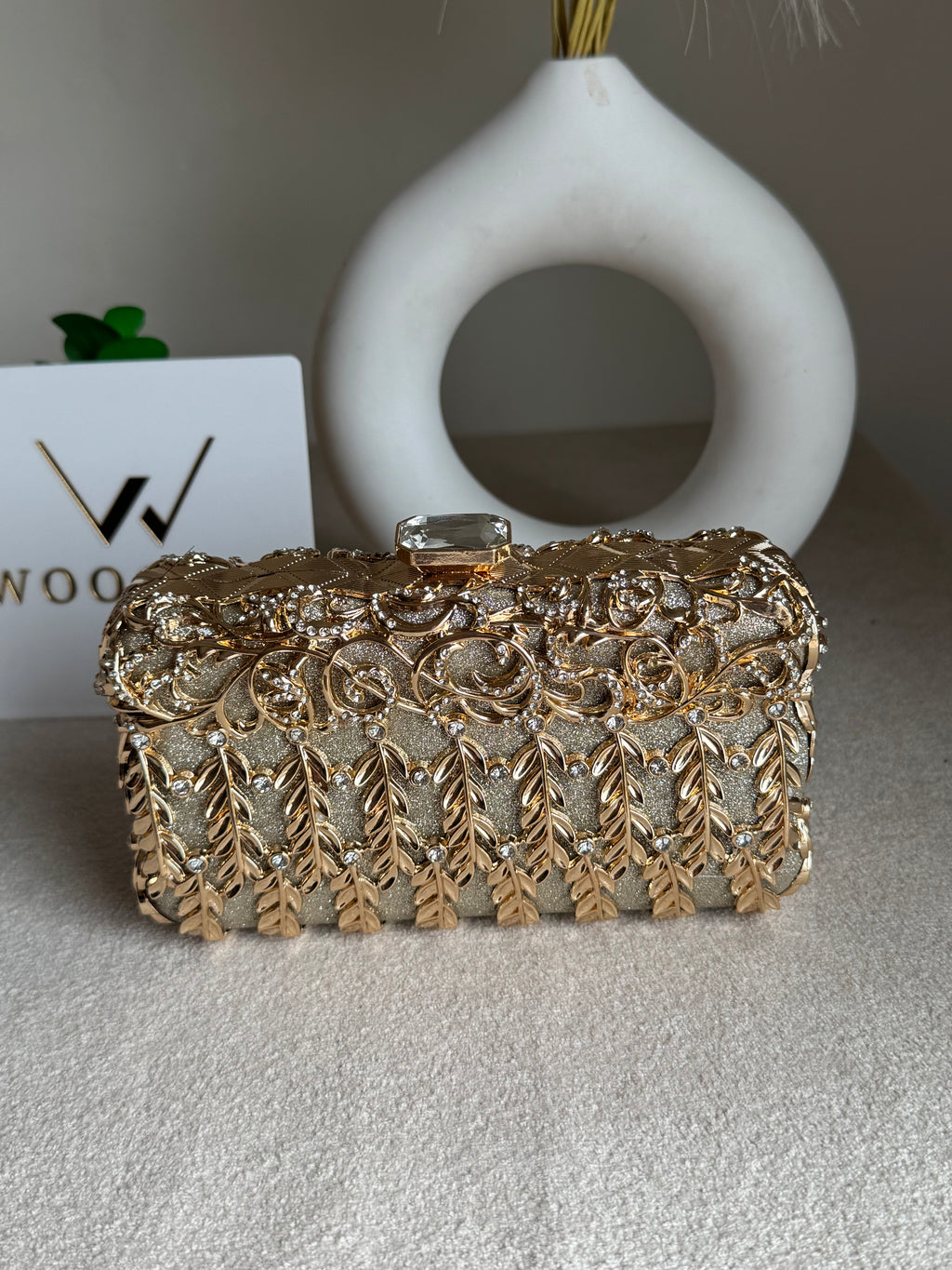 Amour Clutch Champagne Metal