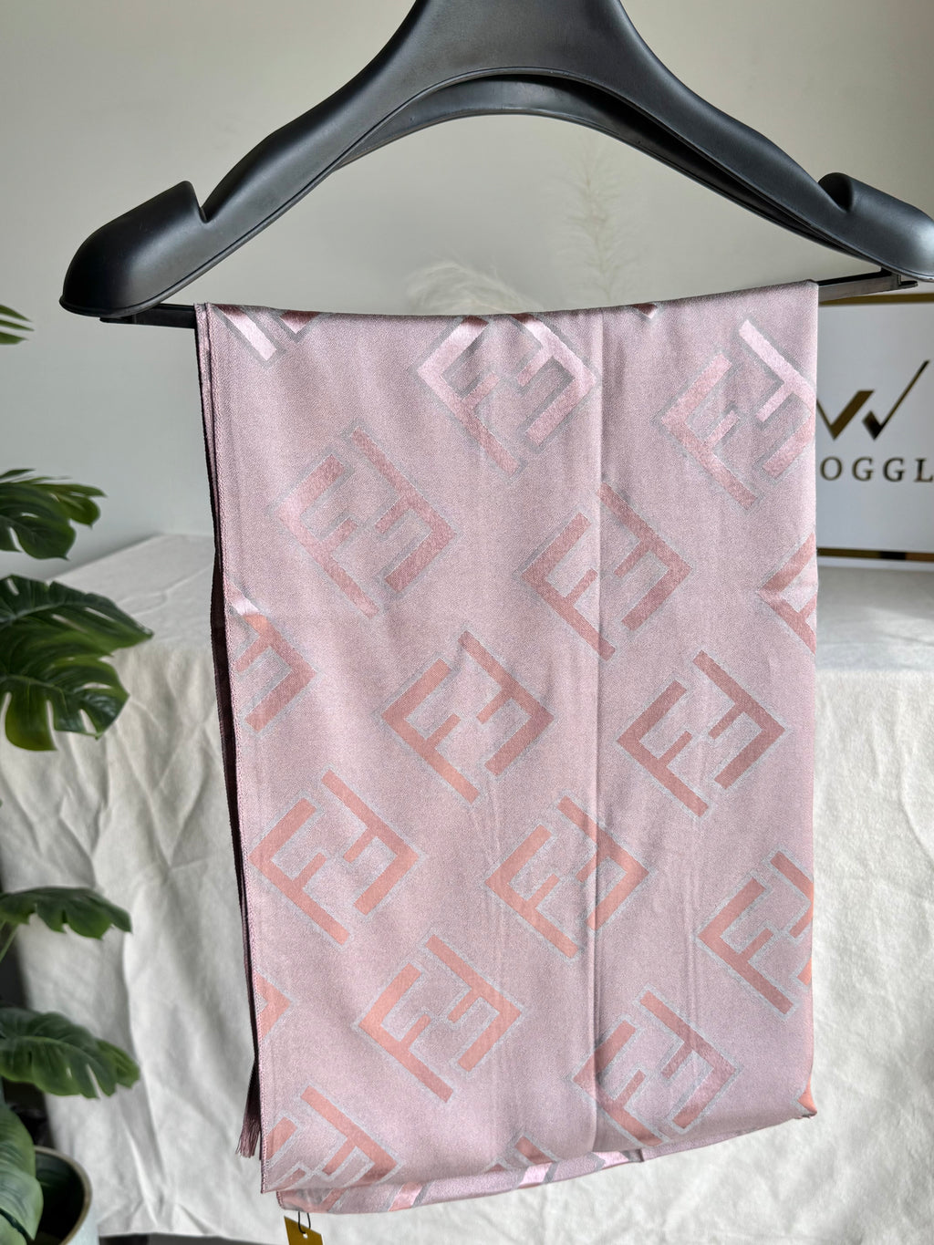 ALL SEASON Fendi Stoller - Pink