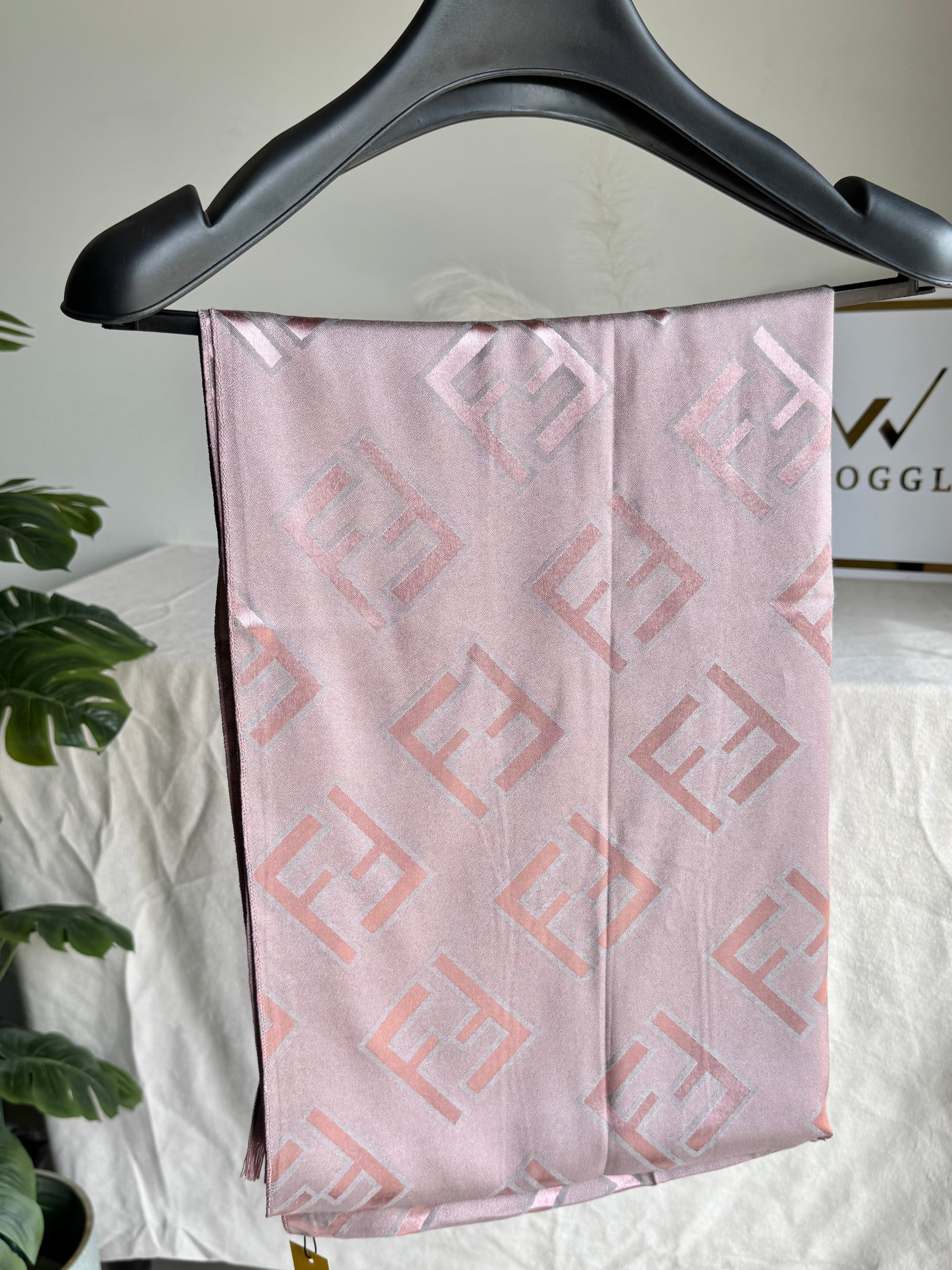 ALL SEASON Fendi Stoller - Pink