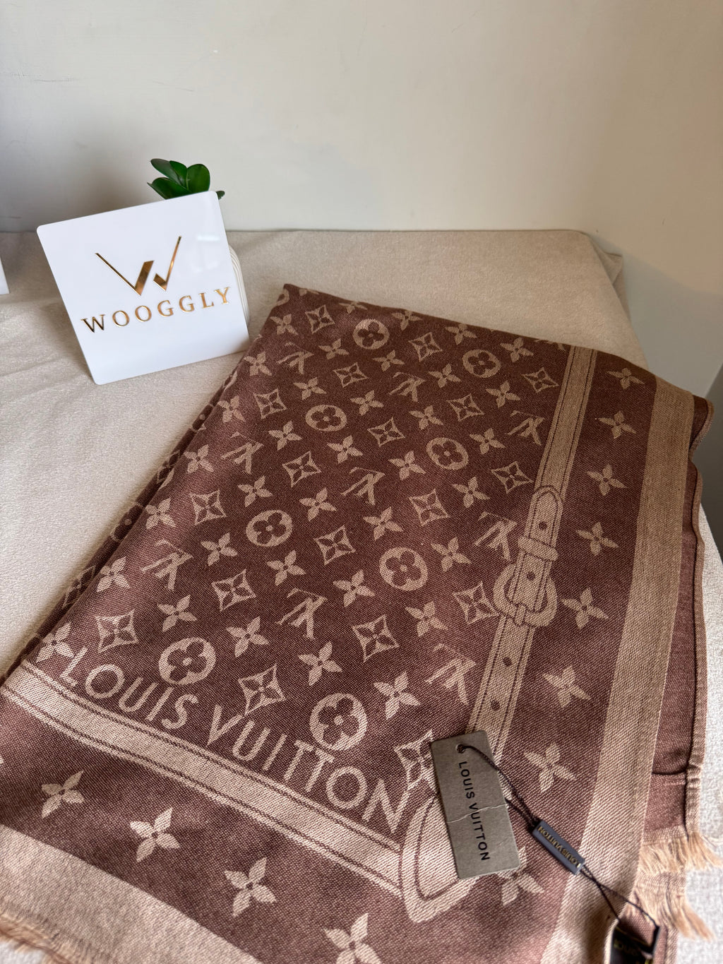 LV Warm Shawl Brown