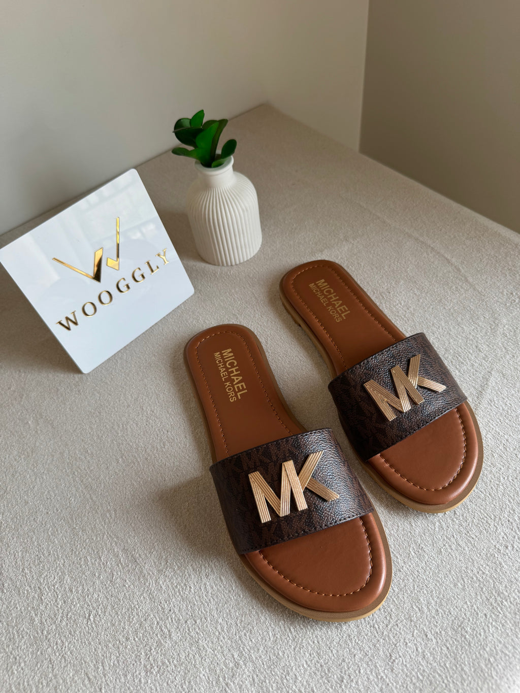 Viral MK Slides - Chocolate Brown