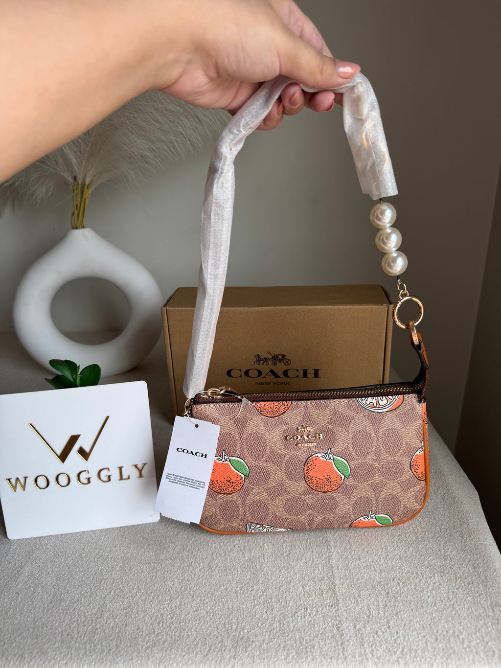 Nolita 19 Signature Canvas with Cute Oranges - BOX PACKING