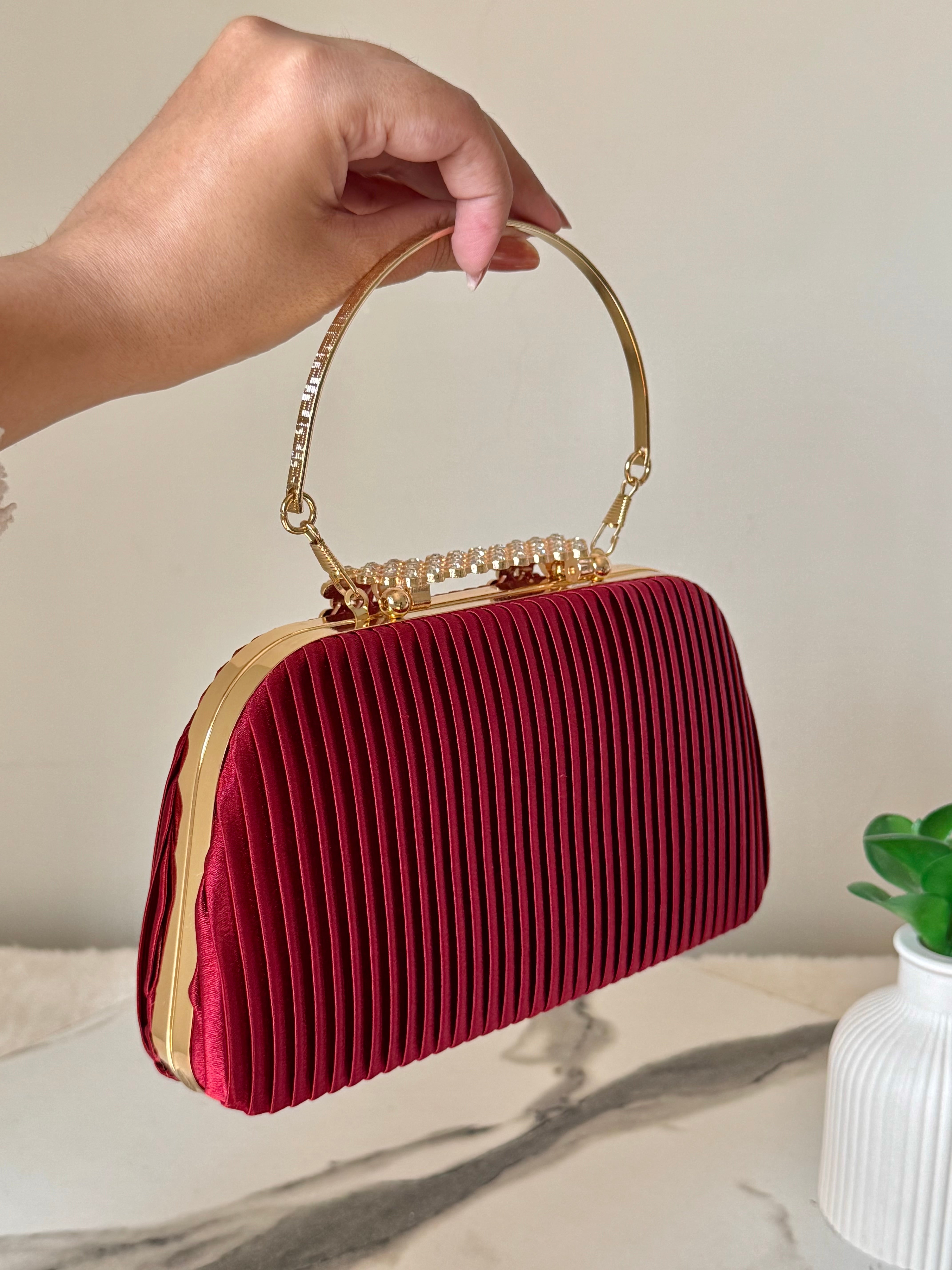 Velvet Charm Clutch - Red