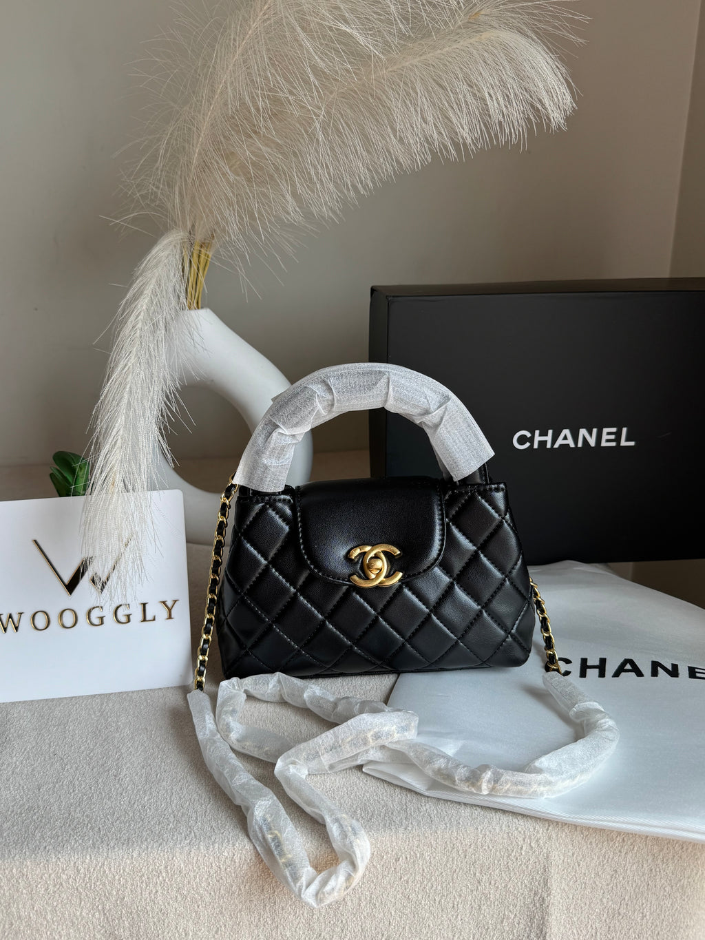 CH Premium Viral Quilted Bag – Black with Box Packaging