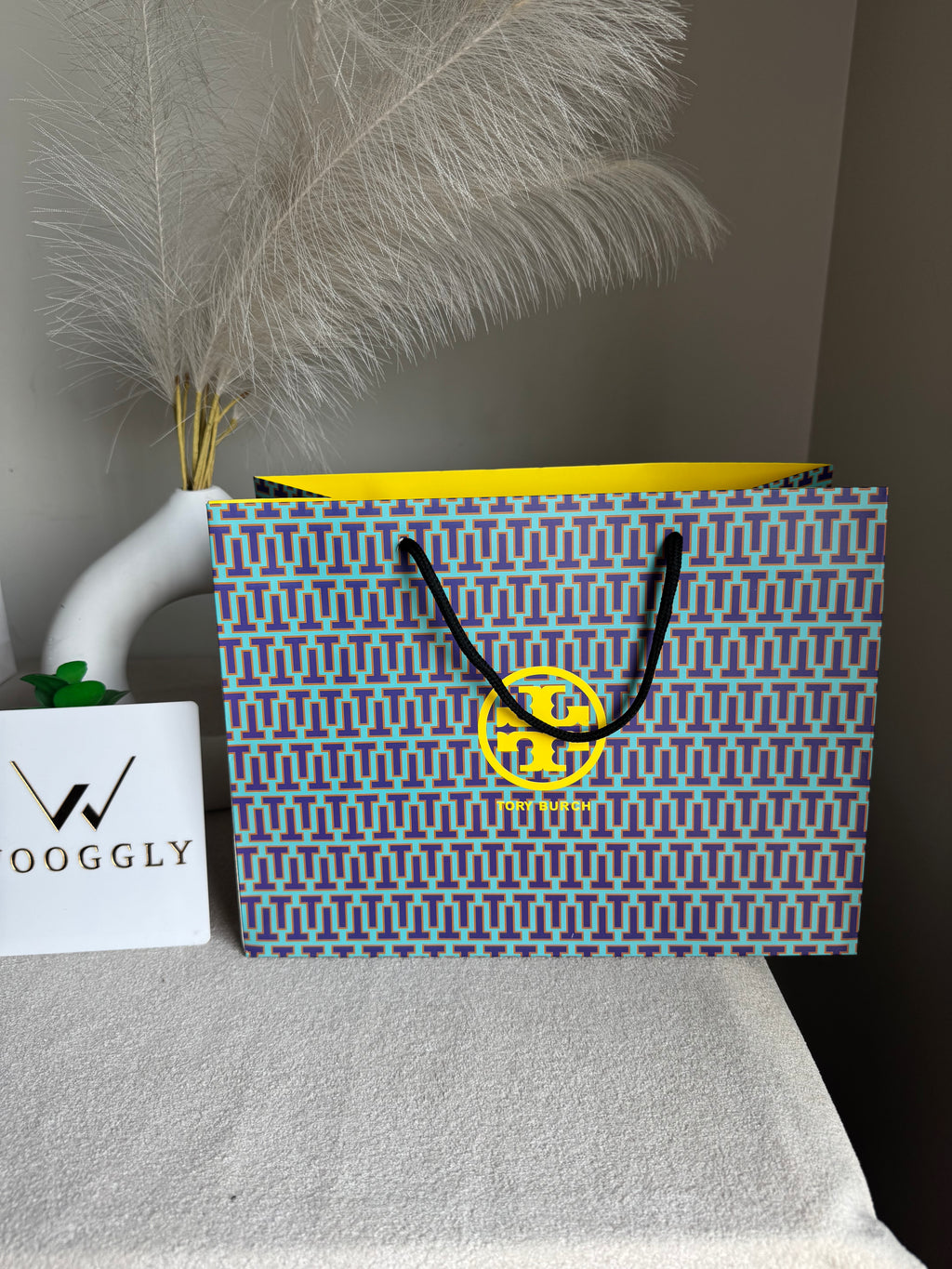 Gift Bag - Tory Burch - Medium (ONLY FOR PICK UP OR INDRIVE CUSTOMERS IN LAHORE)
