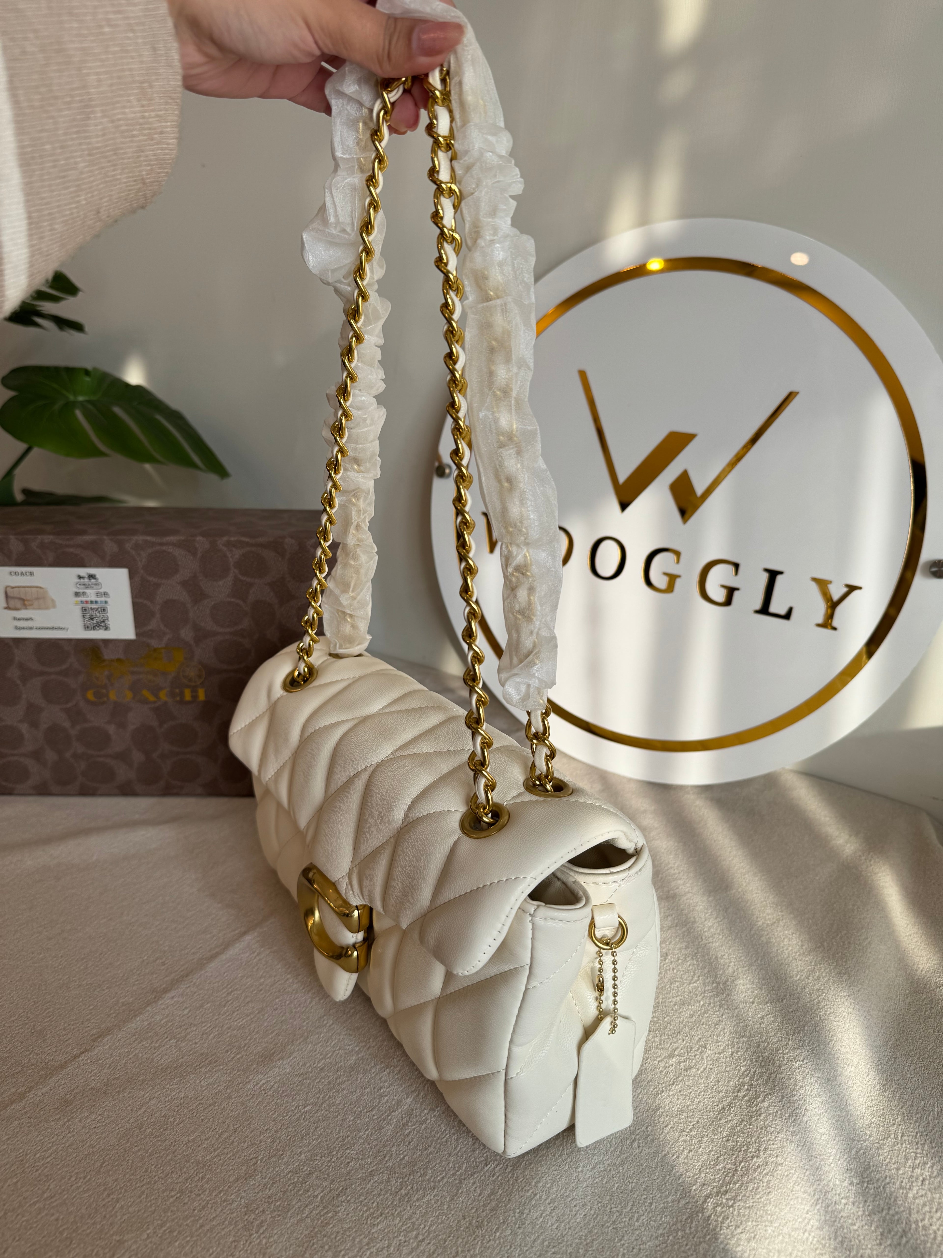 COACH Quilted Tabby PREMIUM (White) - BOX PACKING