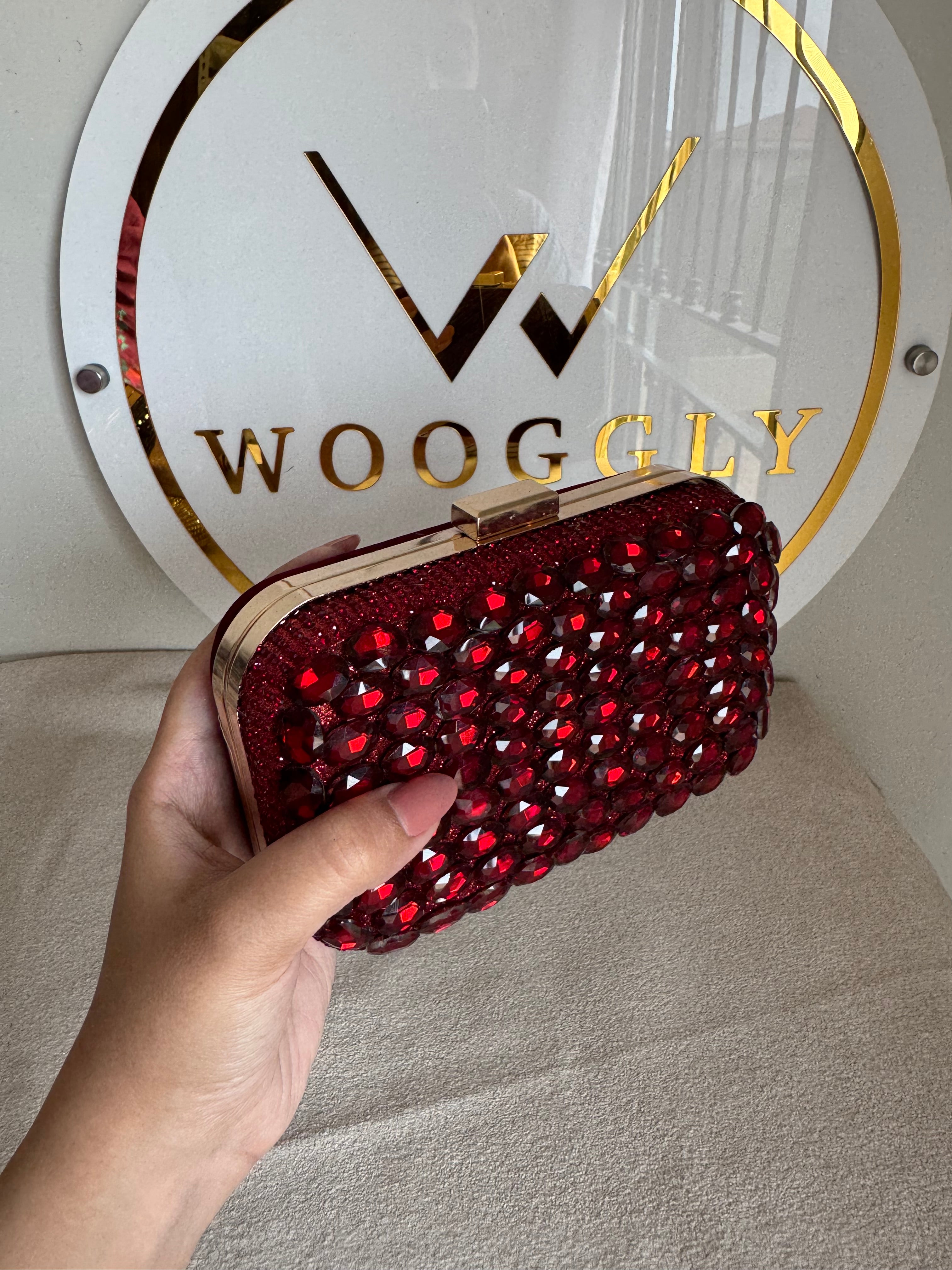 Dreamy Clutch - Maroon
