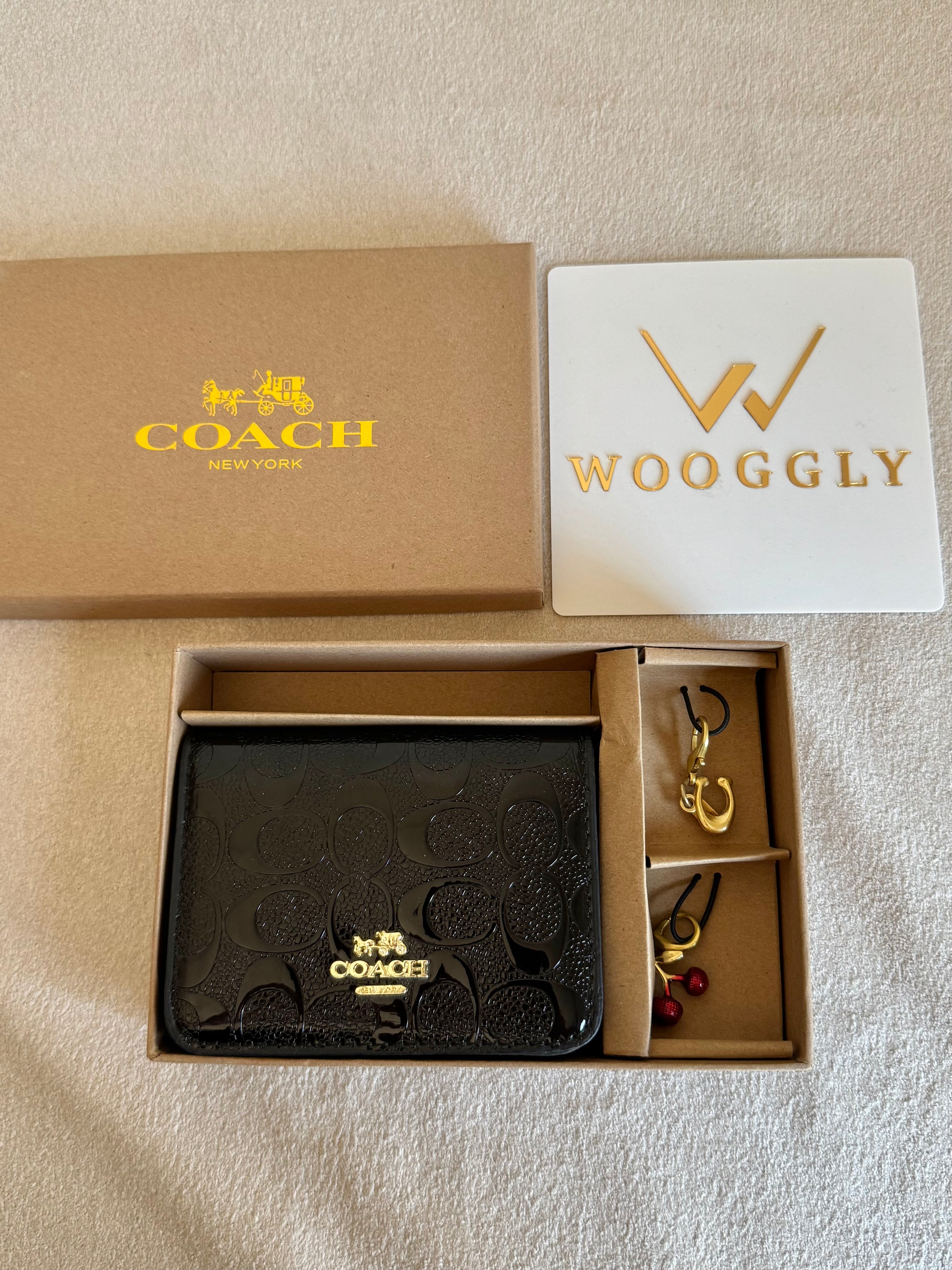 Coach Wallet with 2 Charms Gift Set - Glam Black