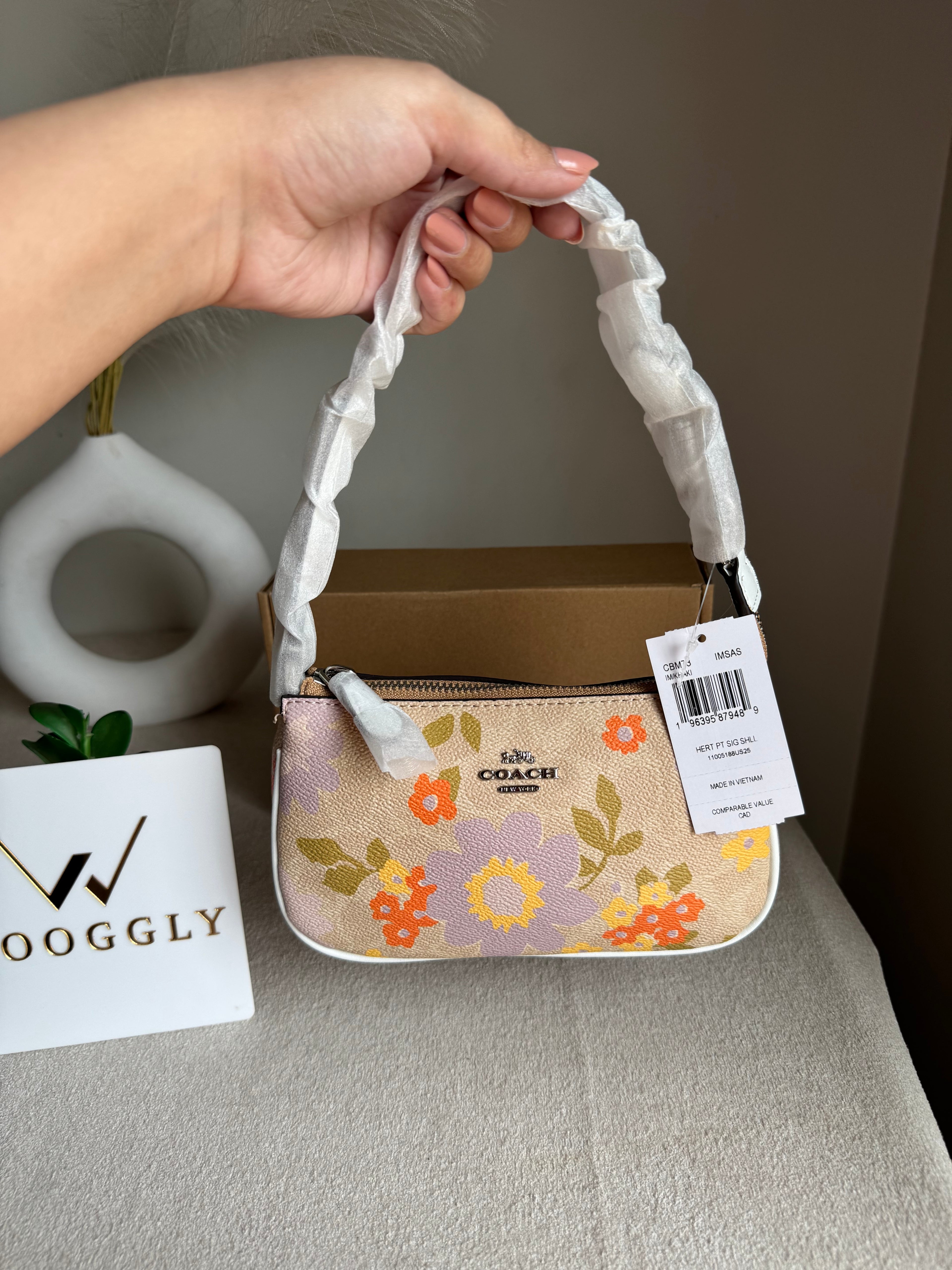 Nolita 19 Signature Canvas with Cute Summer Floral - BOX PACKING