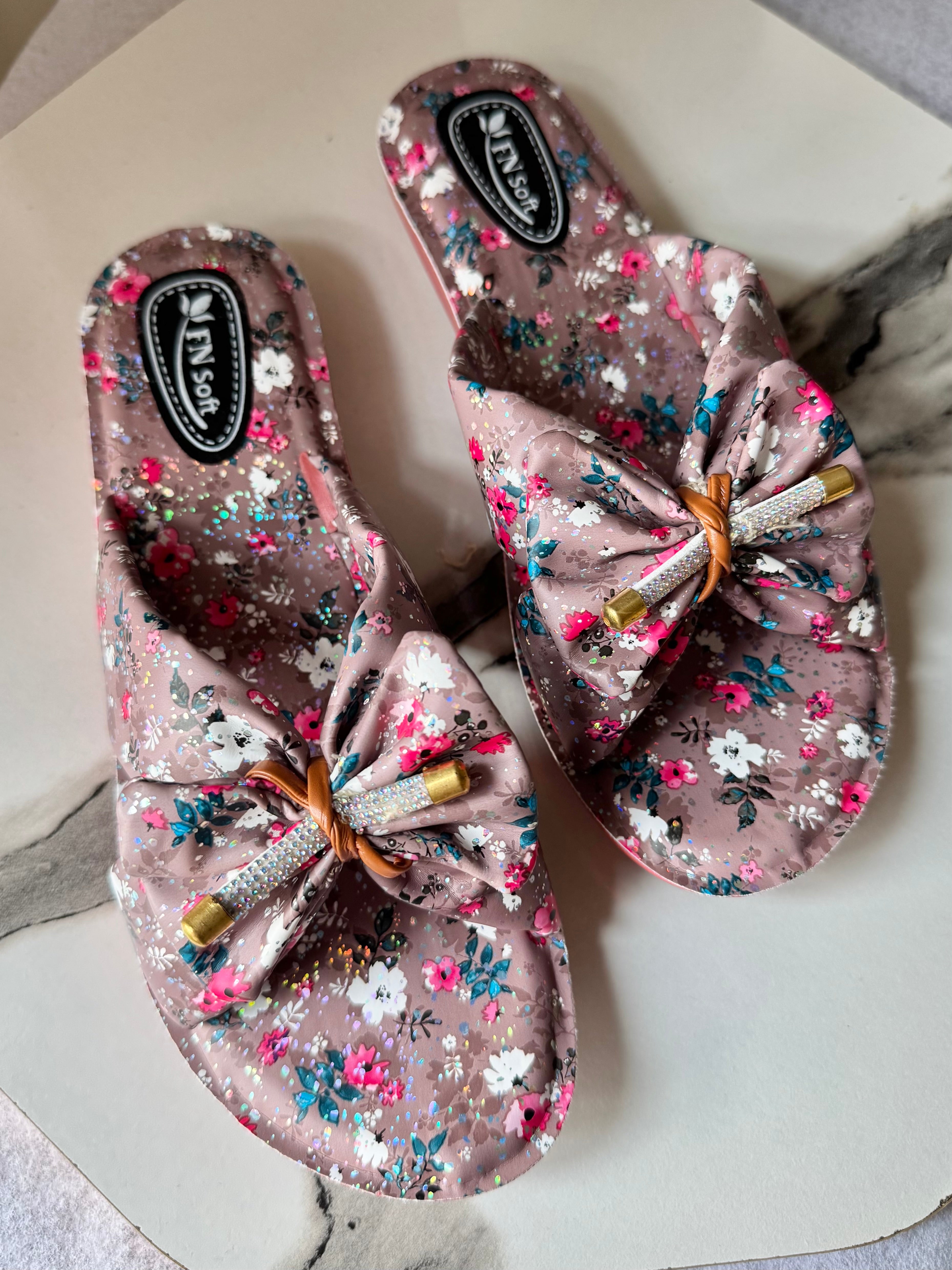 Soft Floral Fantasy Slides - Brown