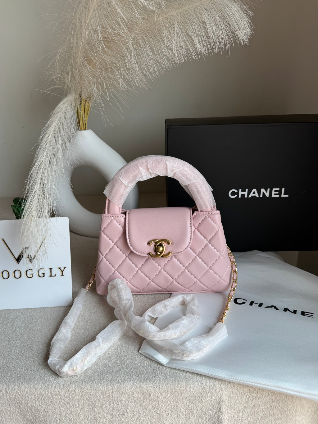 CH Premium Viral Quilted Bag – Pink with Box Packaging