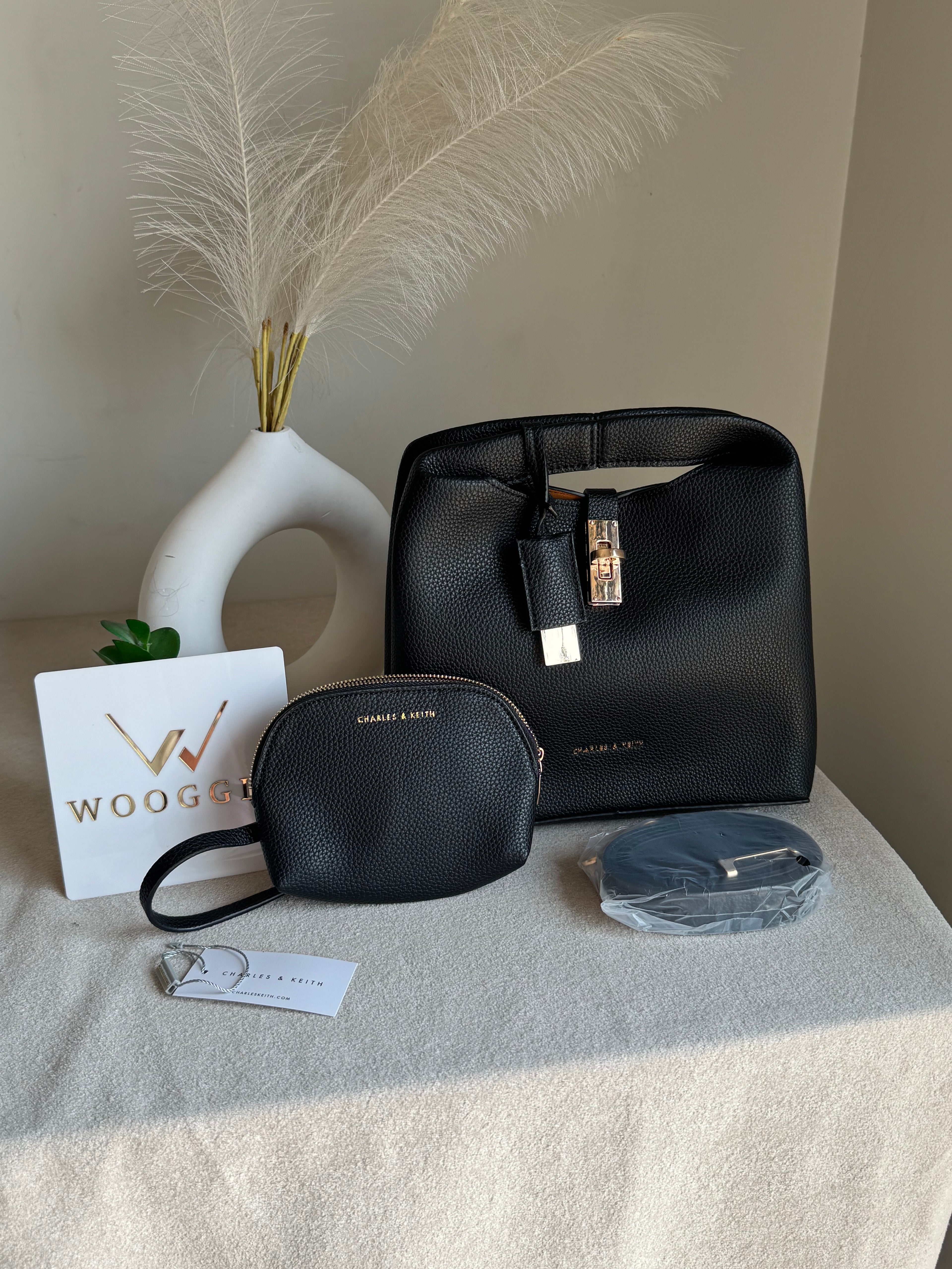 Premium C & K Bucket Bag with Small Pouch & PROPER PACKING Black