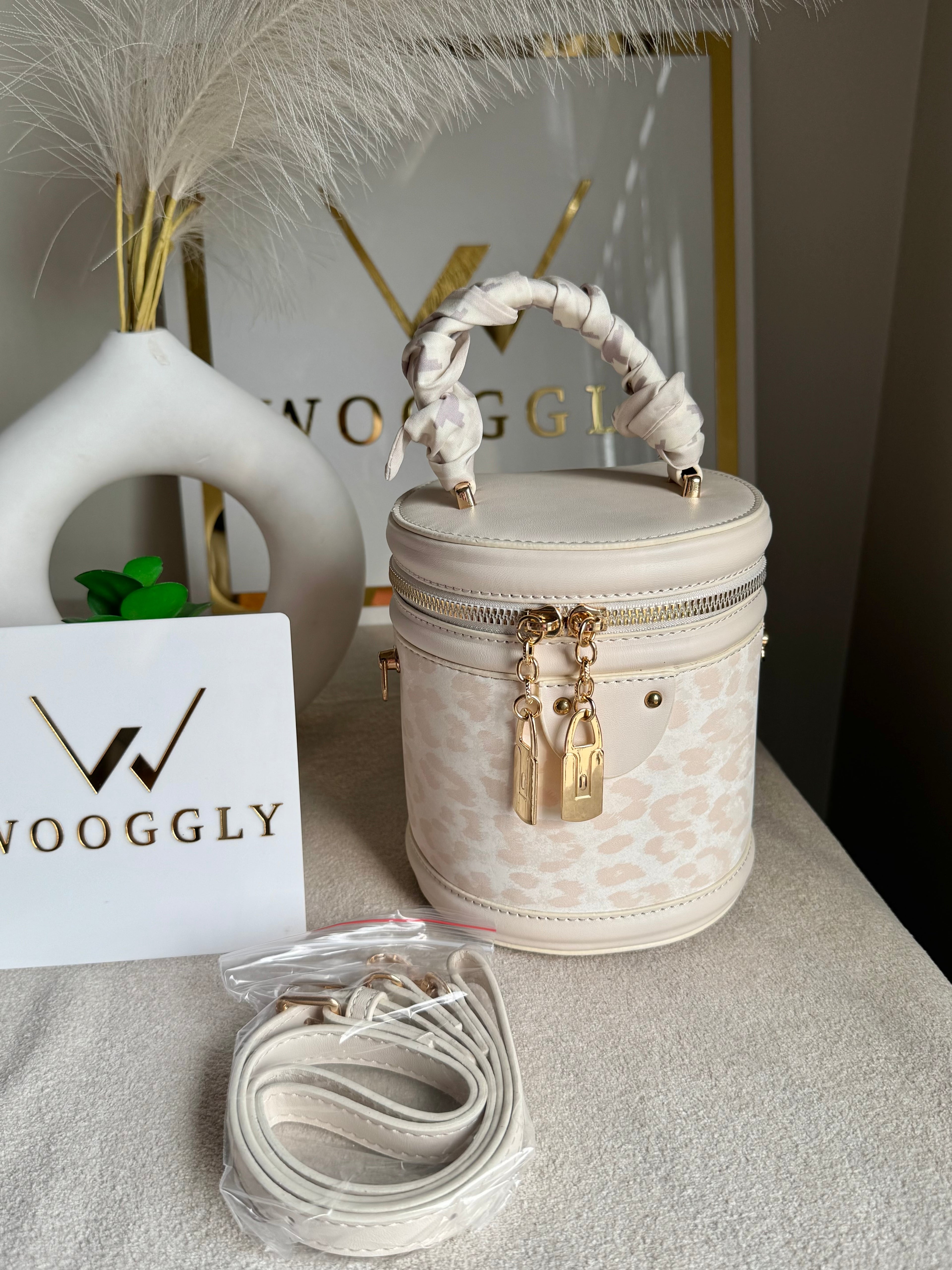 Cutest Crossbody Bag / Makeup Box White