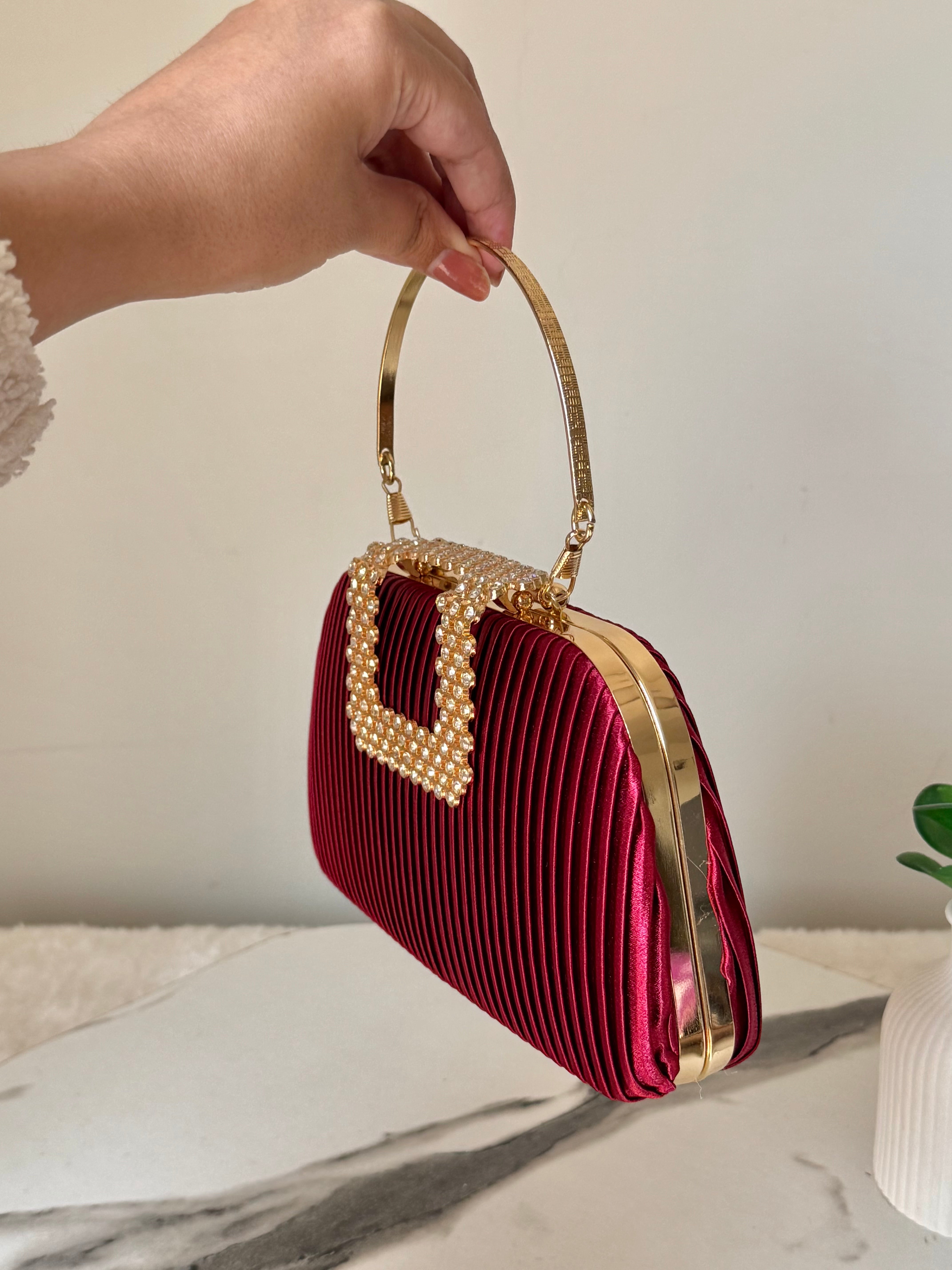 Velvet Charm Clutch - Red