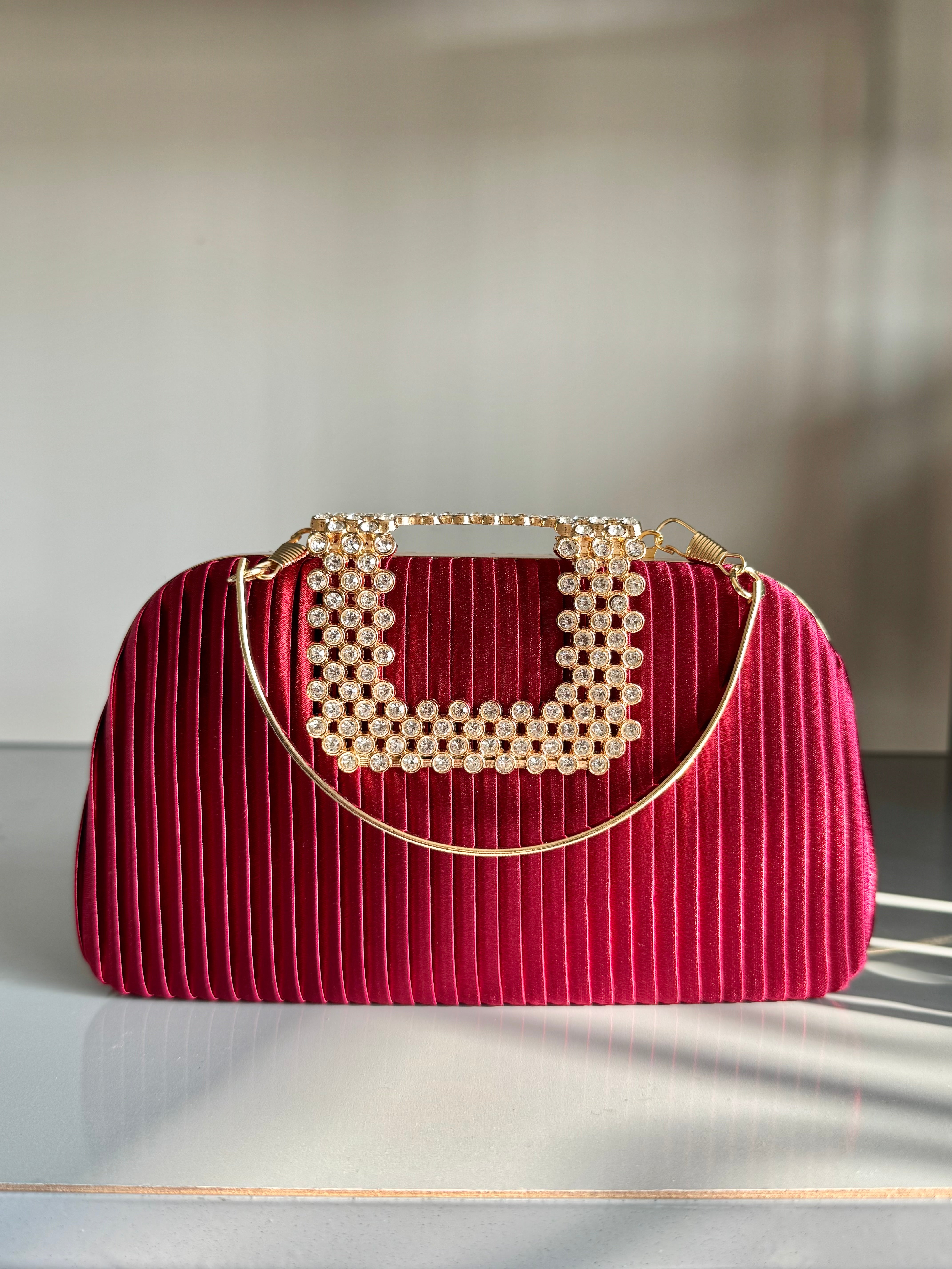 Velvet Charm Clutch - Red